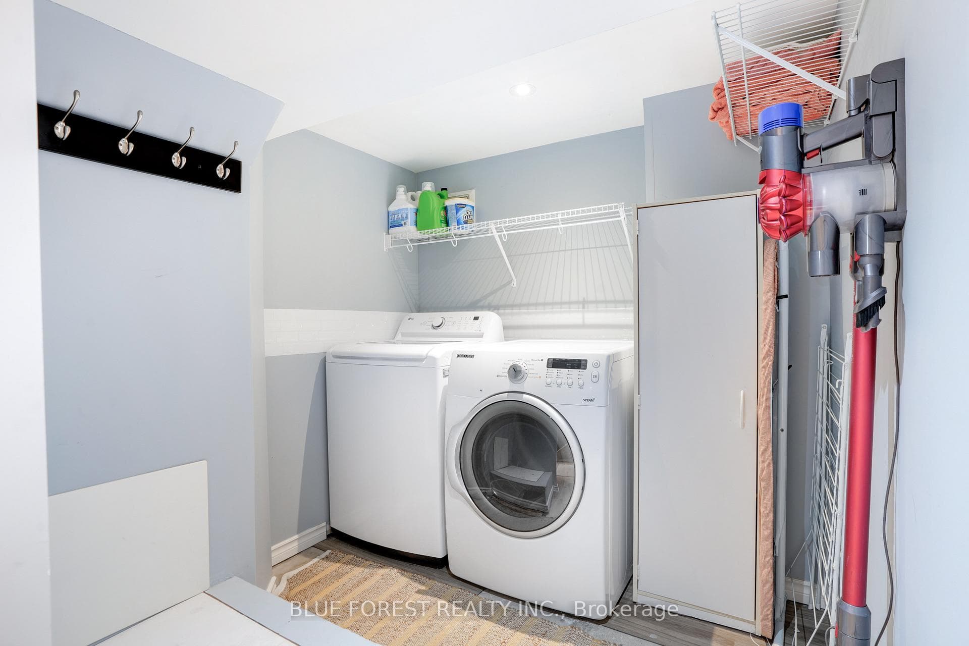 88 JOSEPHINE Street photo 21