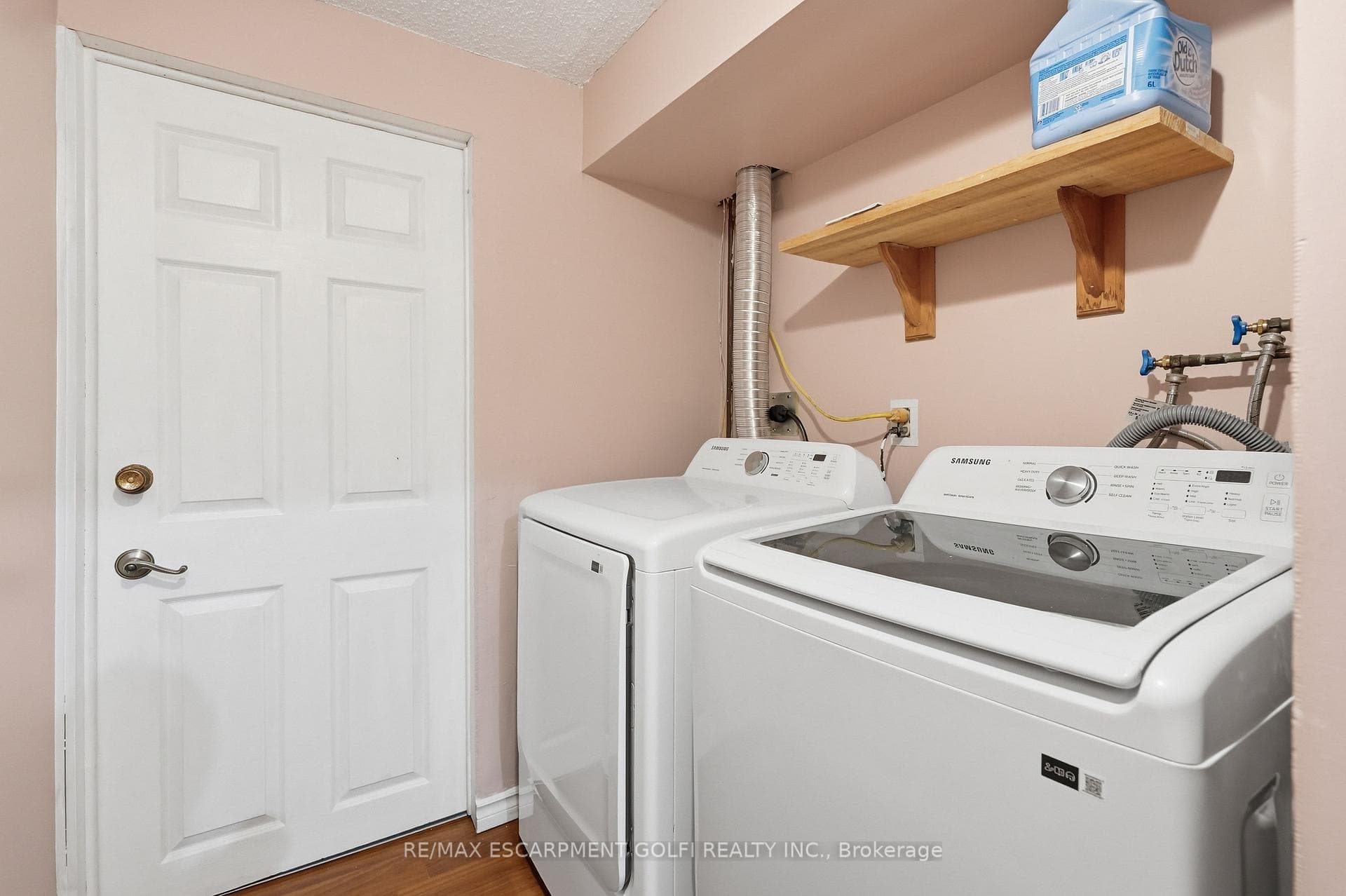 63 Fonthill Road Unit 14 photo 29