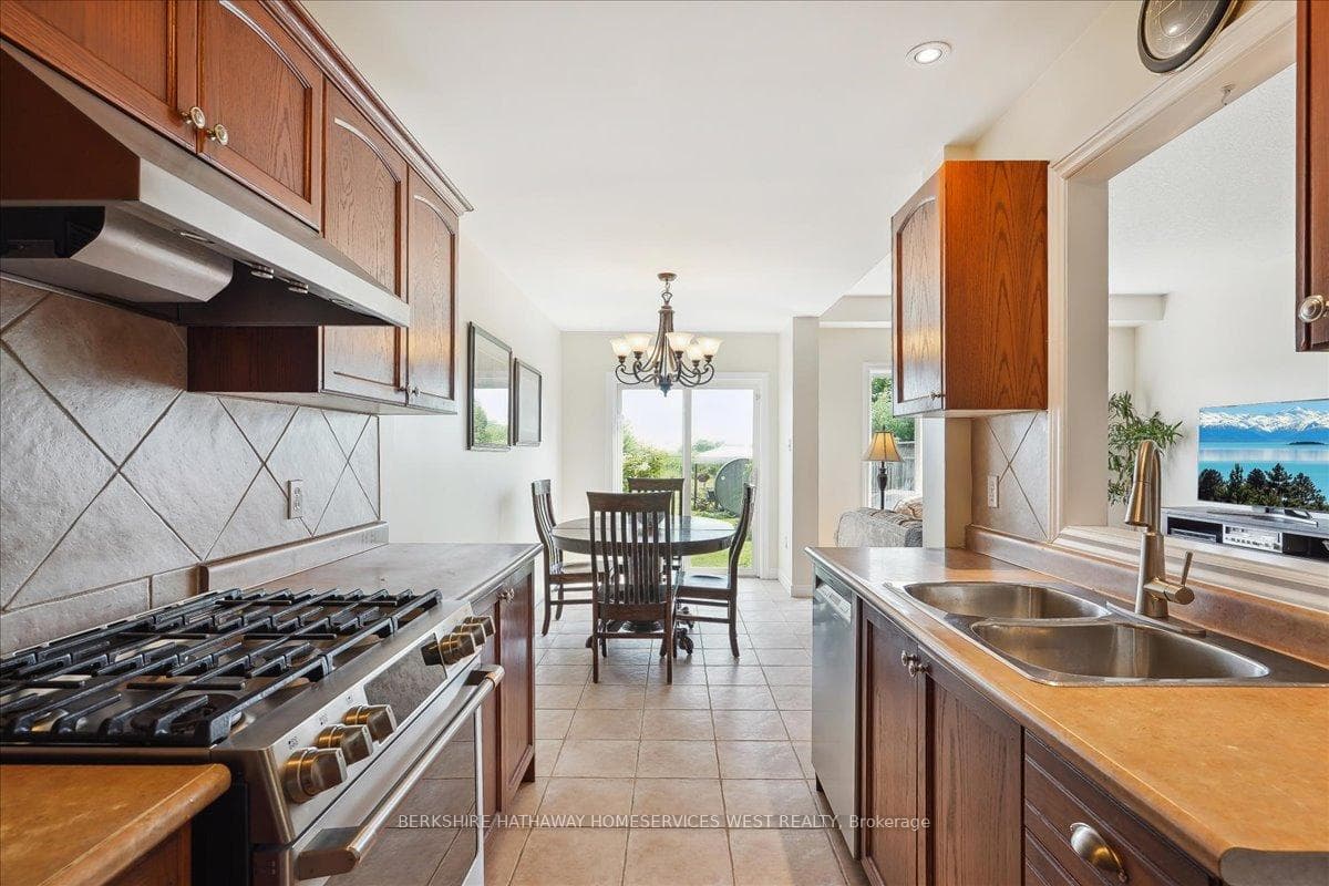 321 Southbrook Drive photo 12