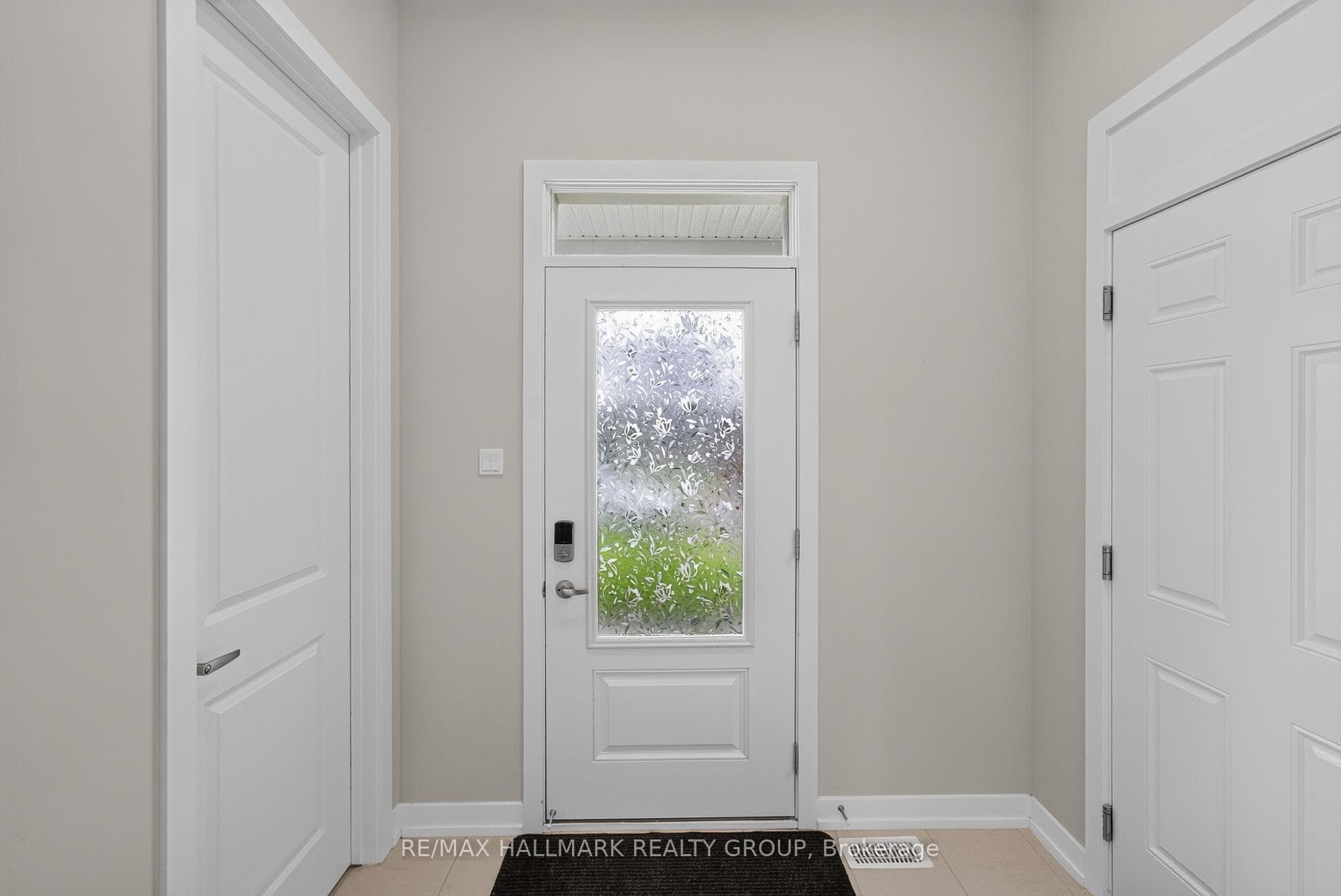 627 Alopex Row photo 5
