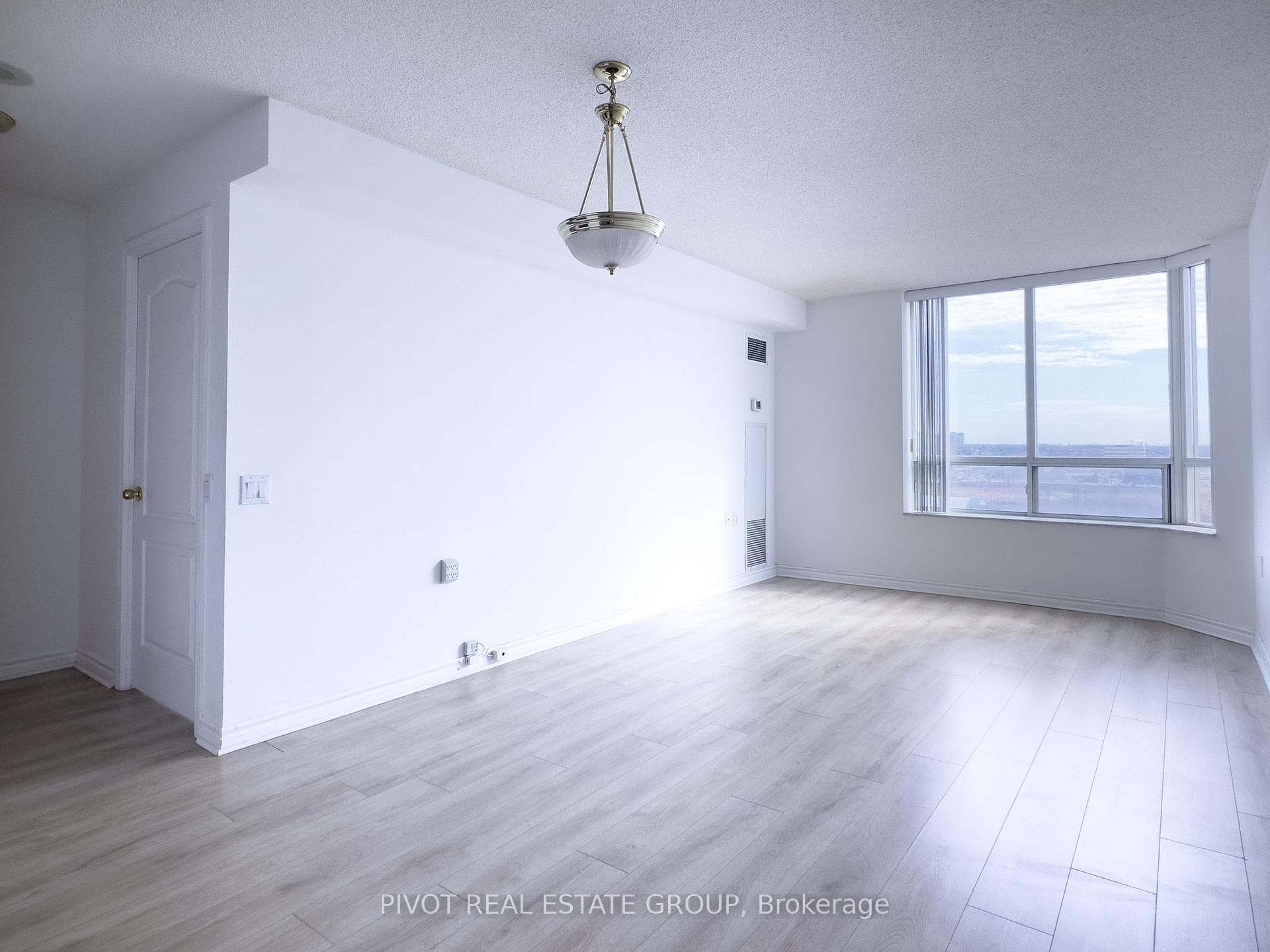 3088 Kennedy Road Unit 1006 photo 2