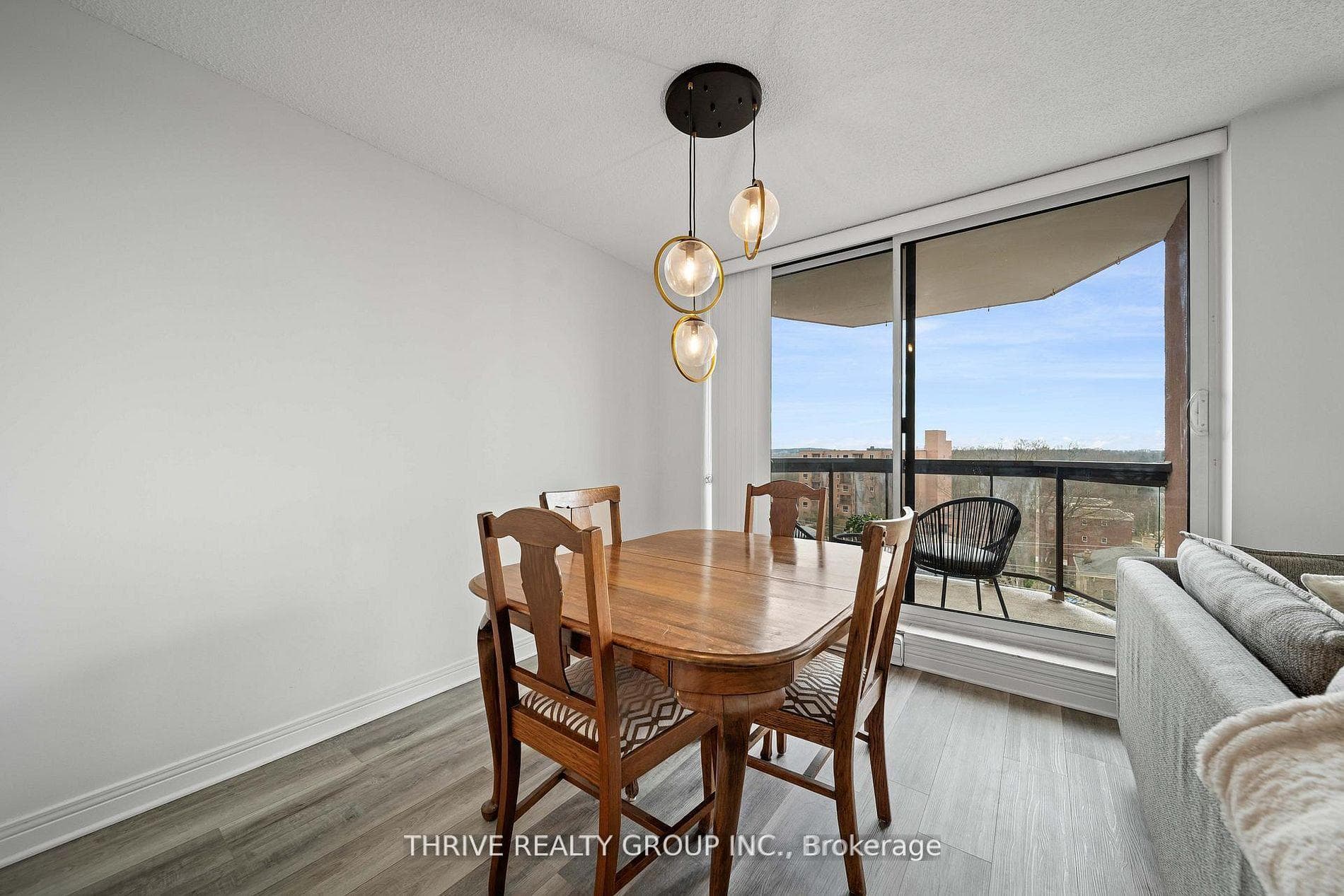 600 Talbot Street Unit 803 photo 11