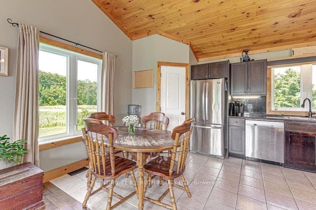 1155 Jermey Road photo 6