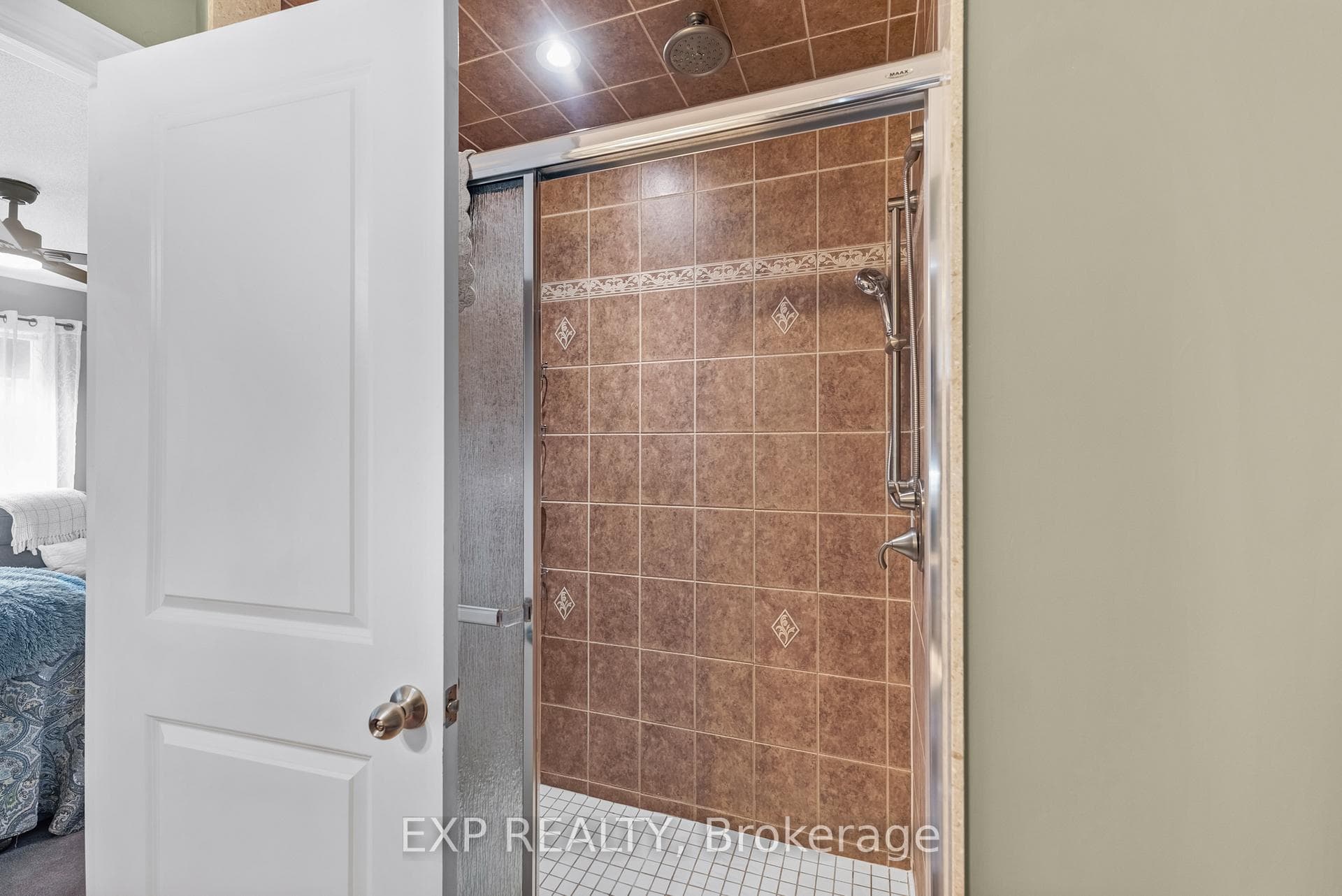 17 Flynn Avenue photo 18