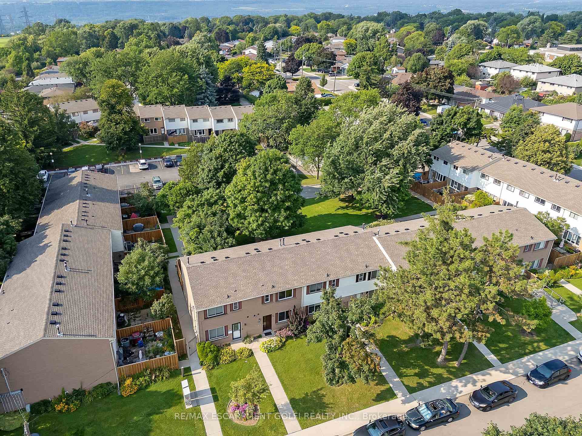 22 Tivoli Drive photo 33