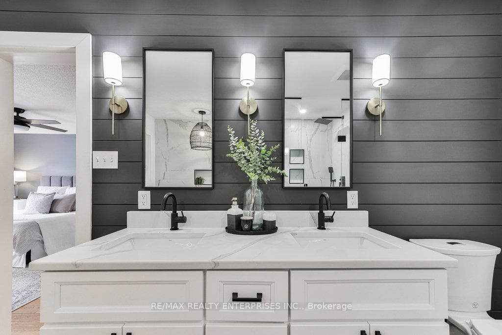 Double Vanity, Wall Sconces, Quartz Counters