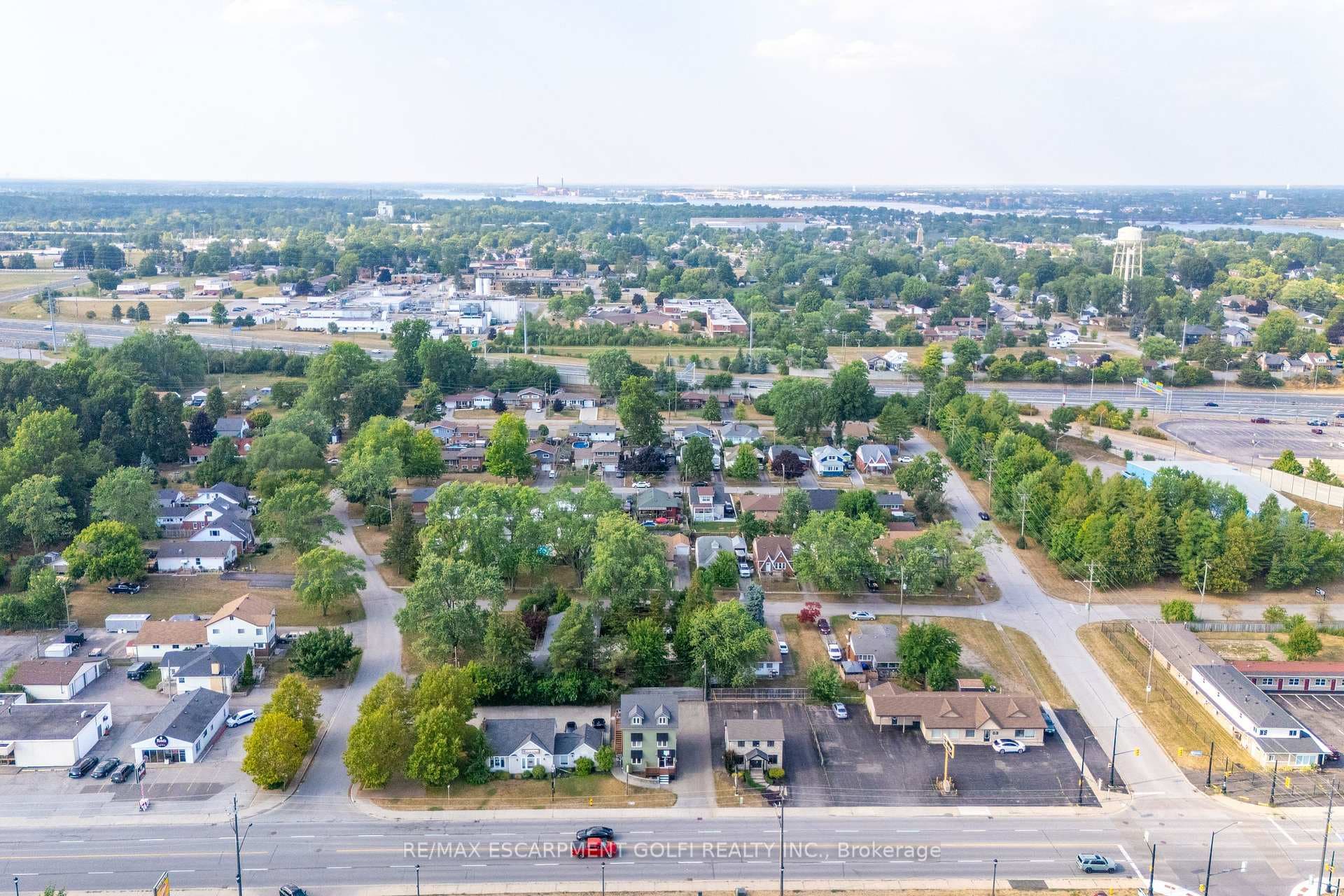 233 Garrison Road photo 31