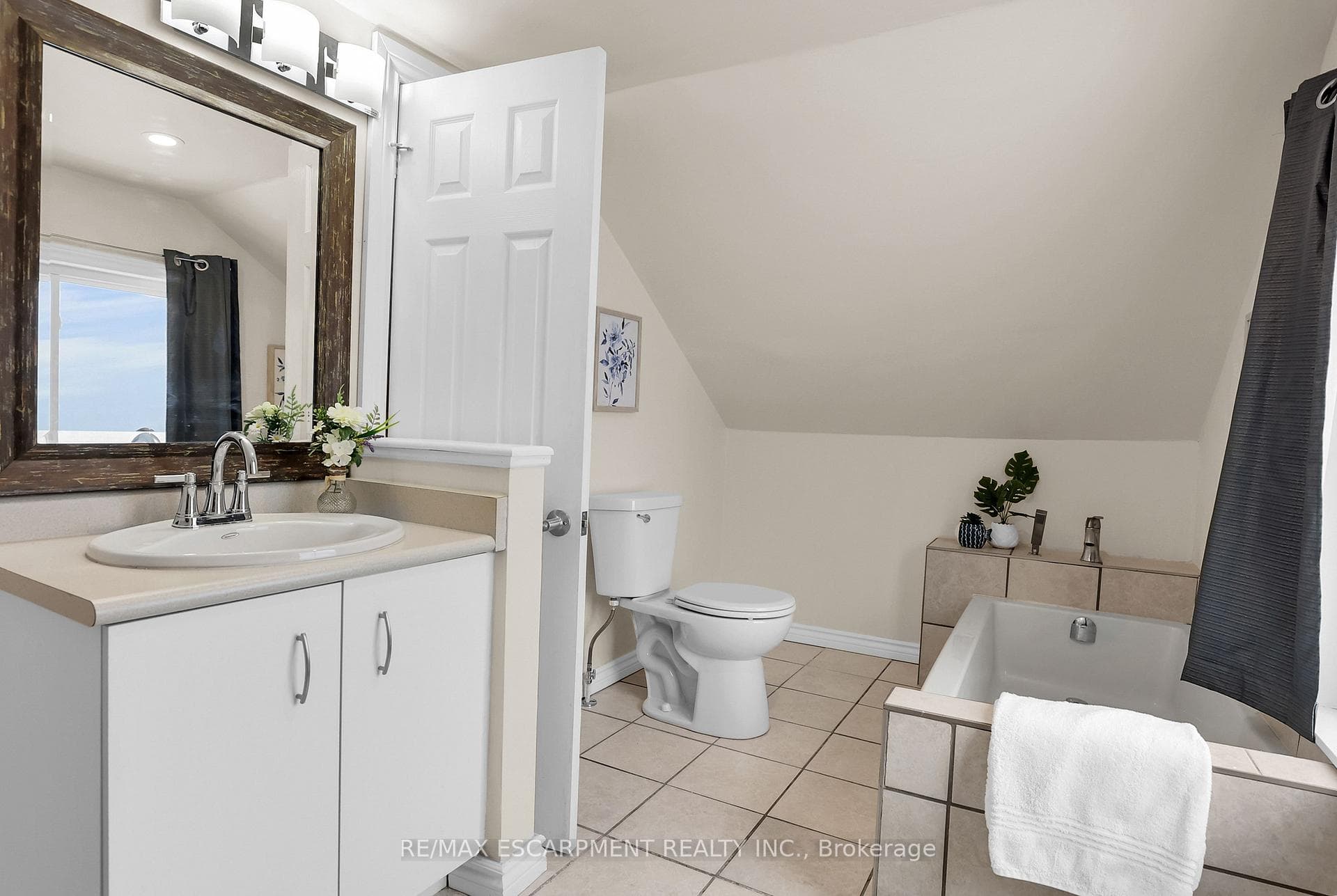 17 Oakwood Avenue photo 18