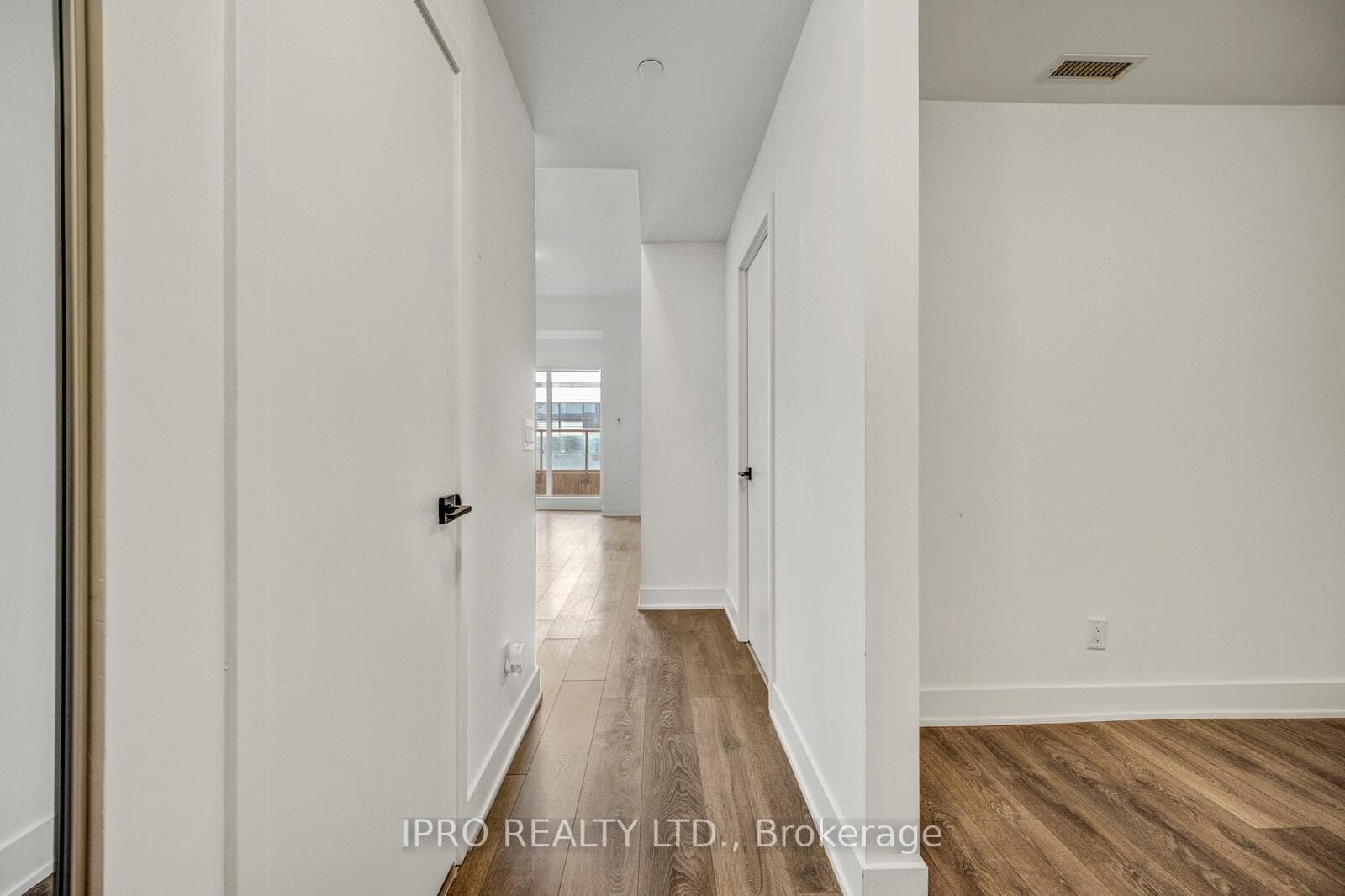 2481 Taunton Road Unit 459 photo 10