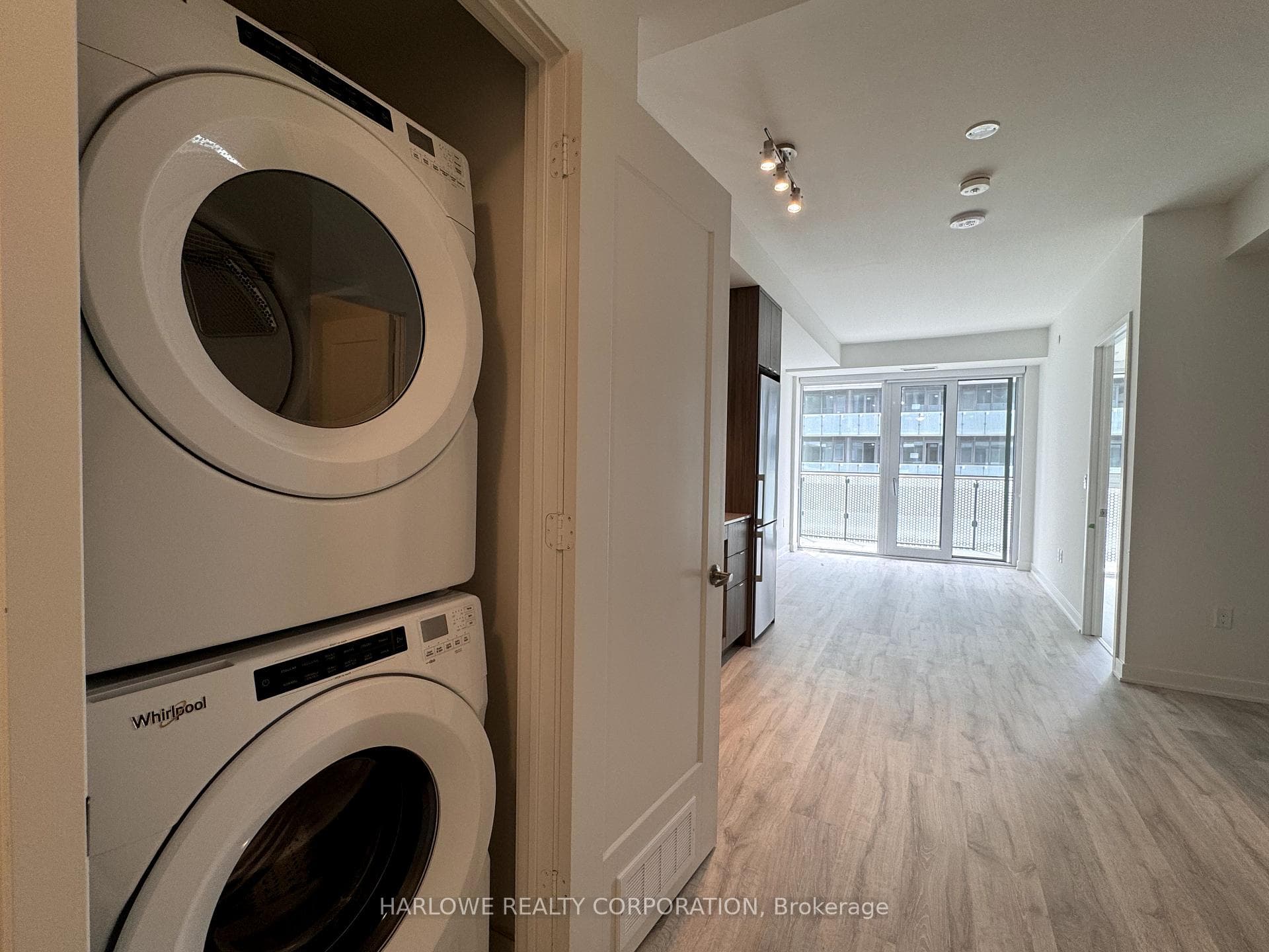 70 Princess Street Unit 2515 E photo 7