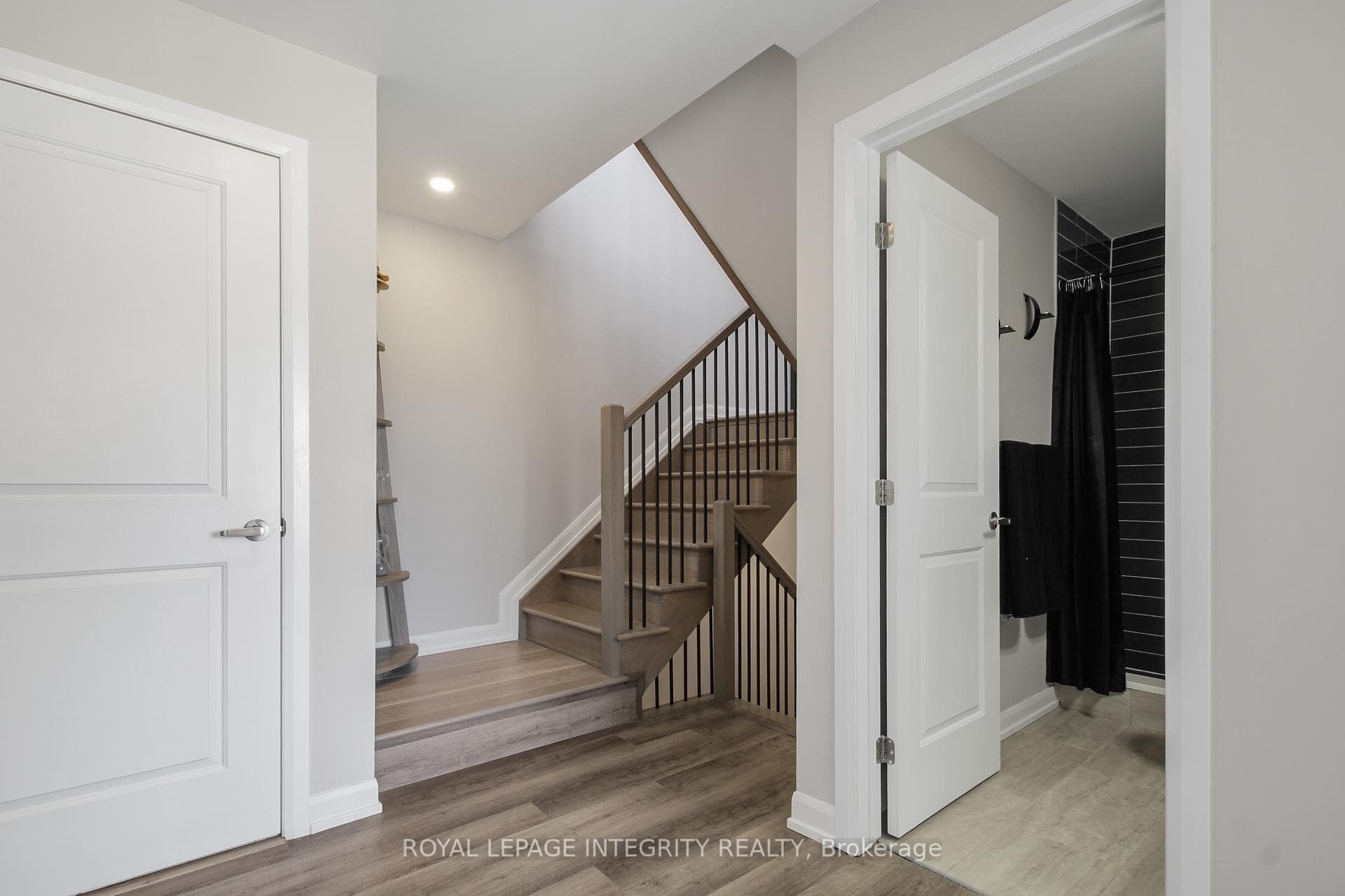 2722 Draper Avenue photo 34