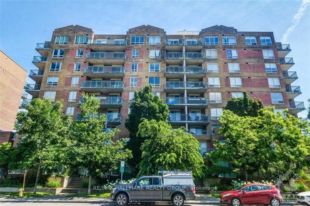 45 HOLLAND Avenue Unit 705 photo 1