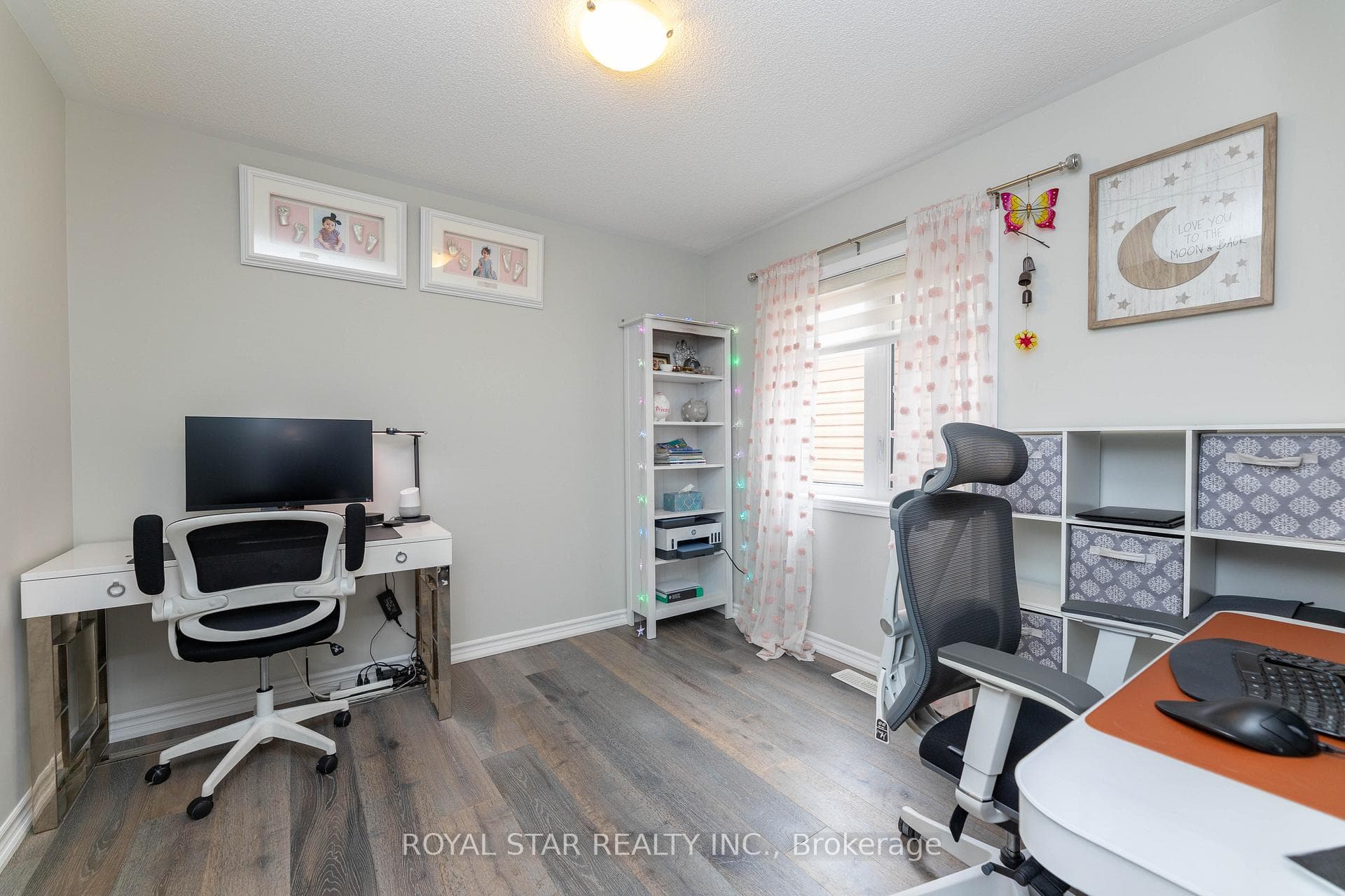 55 Robert Parkinson Drive photo 29