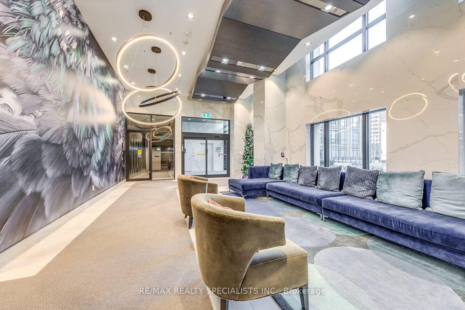 9 Mabelle Avenue Unit 2621 photo 4