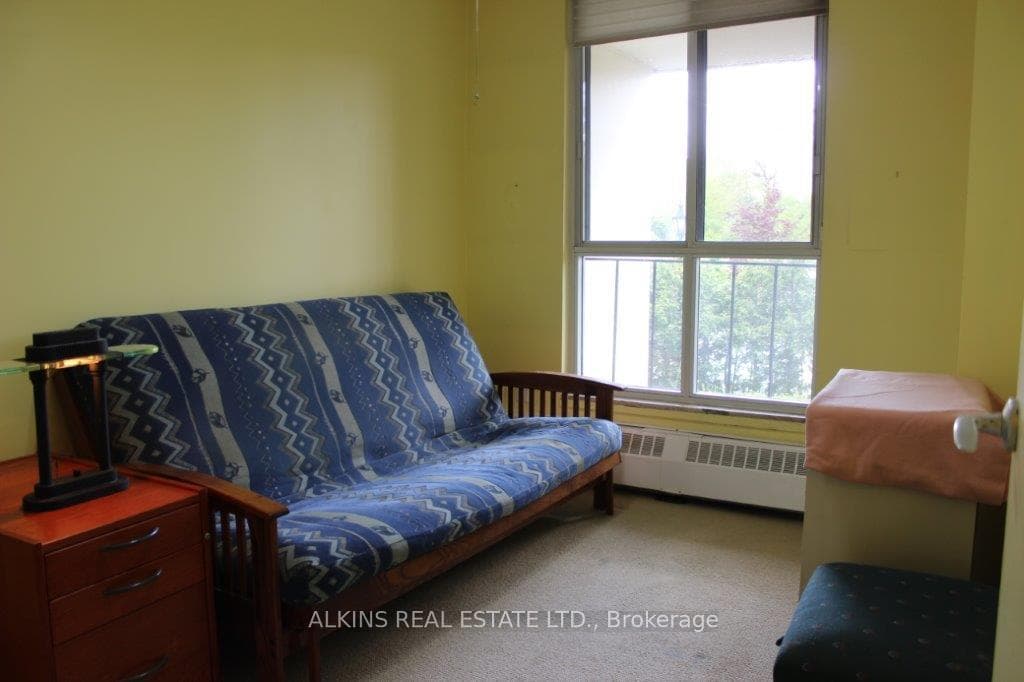 35 Ormskirk Avenue Unit 117 photo 18