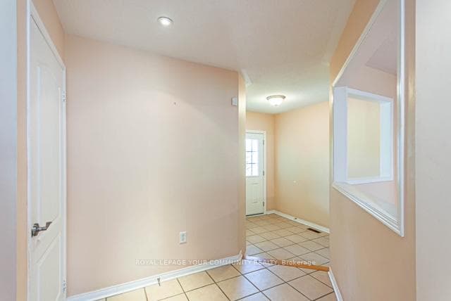 65 Brightsview Drive photo 4