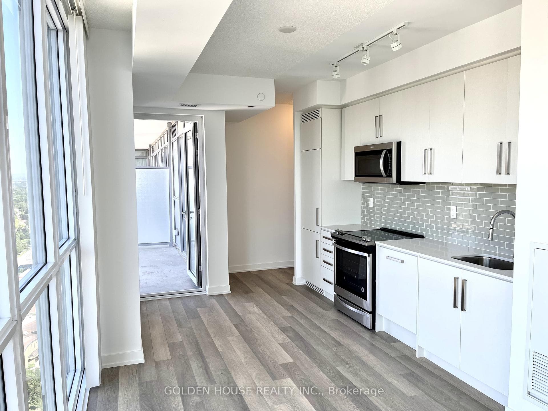 5180 Yonge Street Unit 2111 photo 5