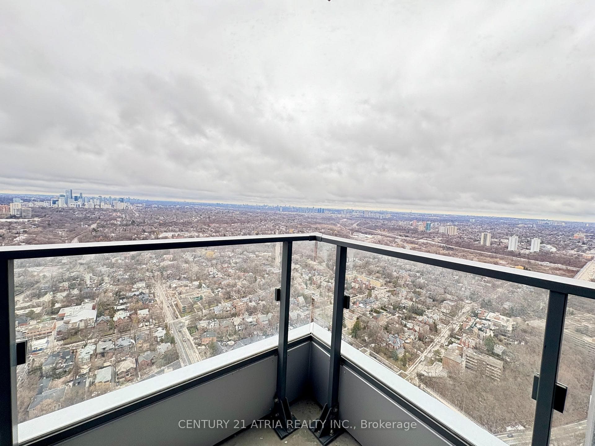 395 Bloor Street Unit 5206 photo 11
