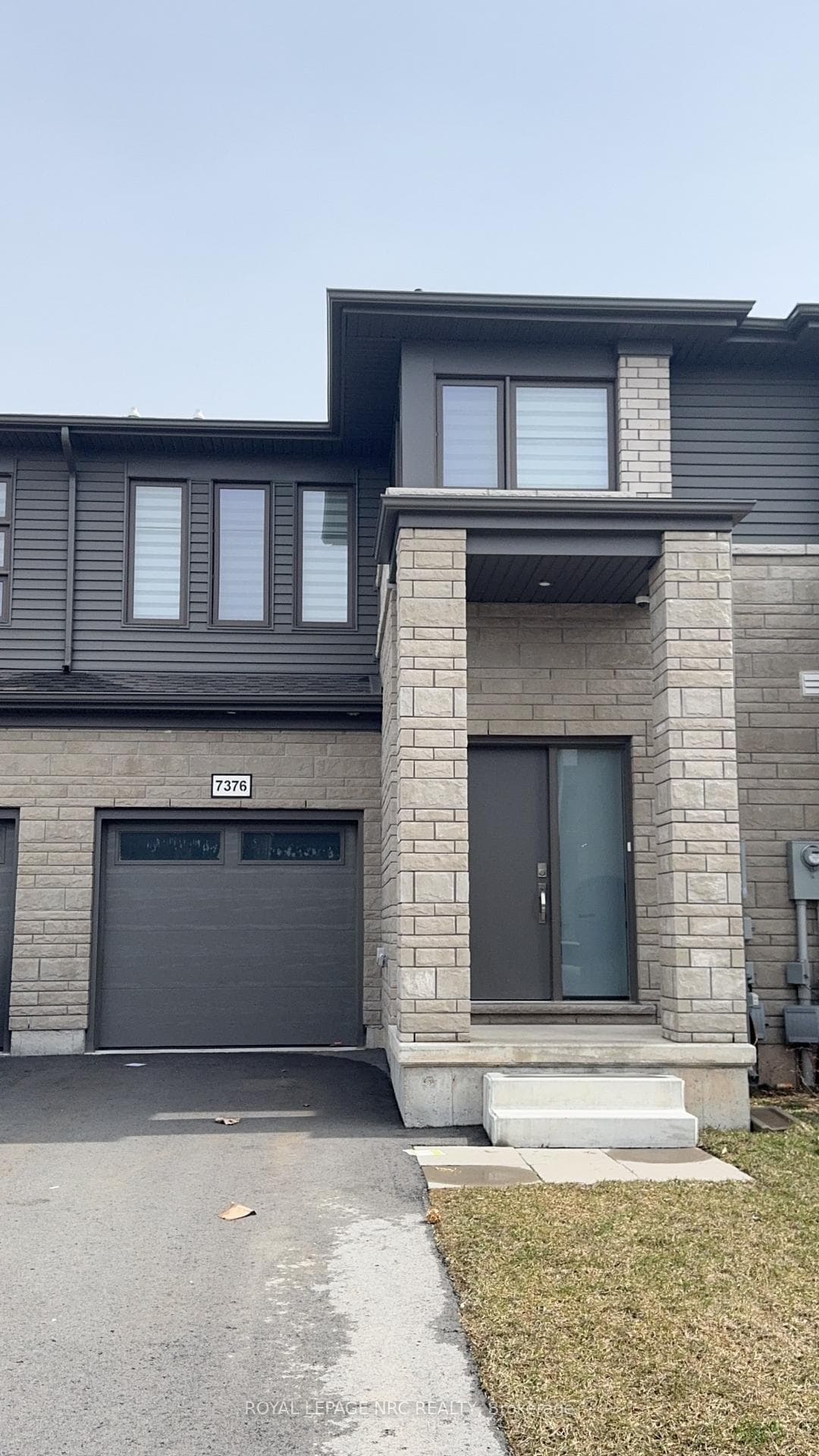 7376 Marvel Drive photo 2