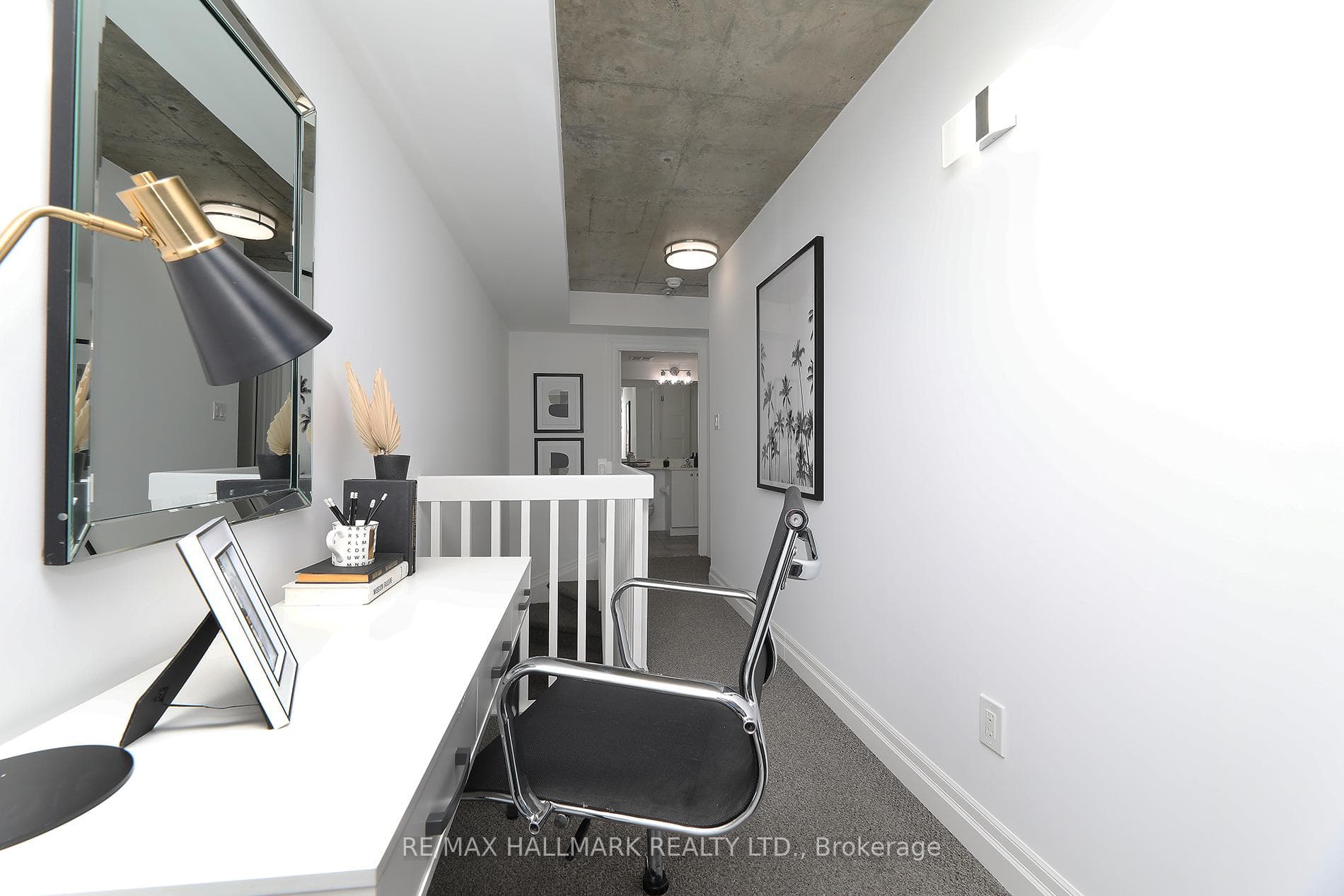 1029 King Street Unit 818 photo 29
