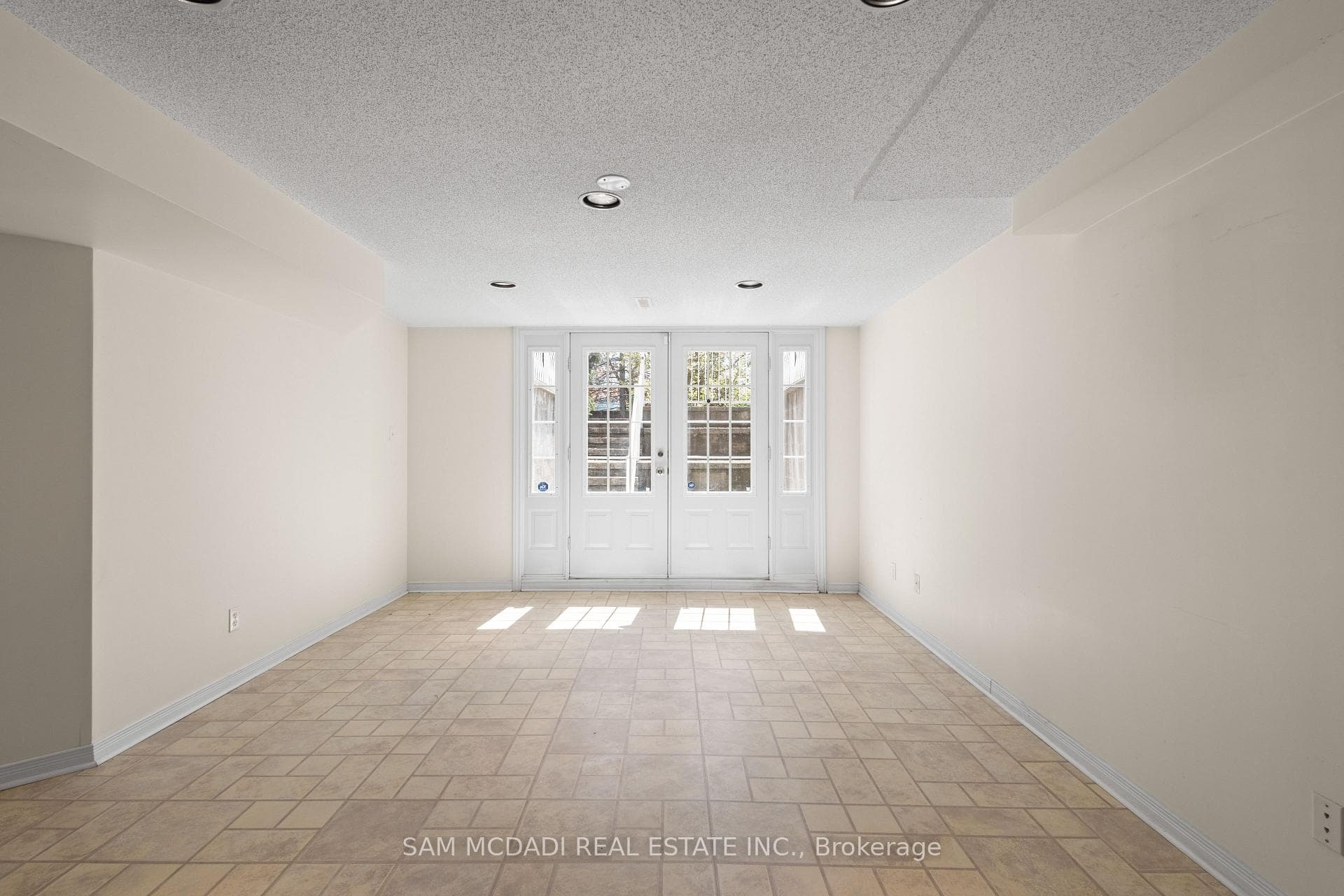 4303 Tea Garden Circle photo 31