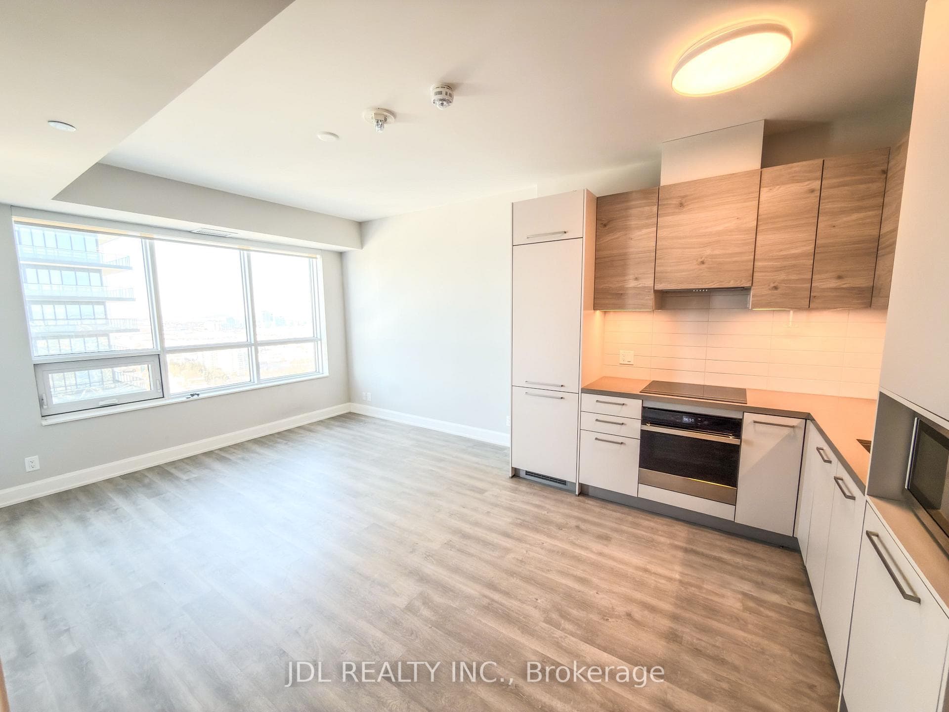 38 Gandhi Lane Unit 3211B photo 8