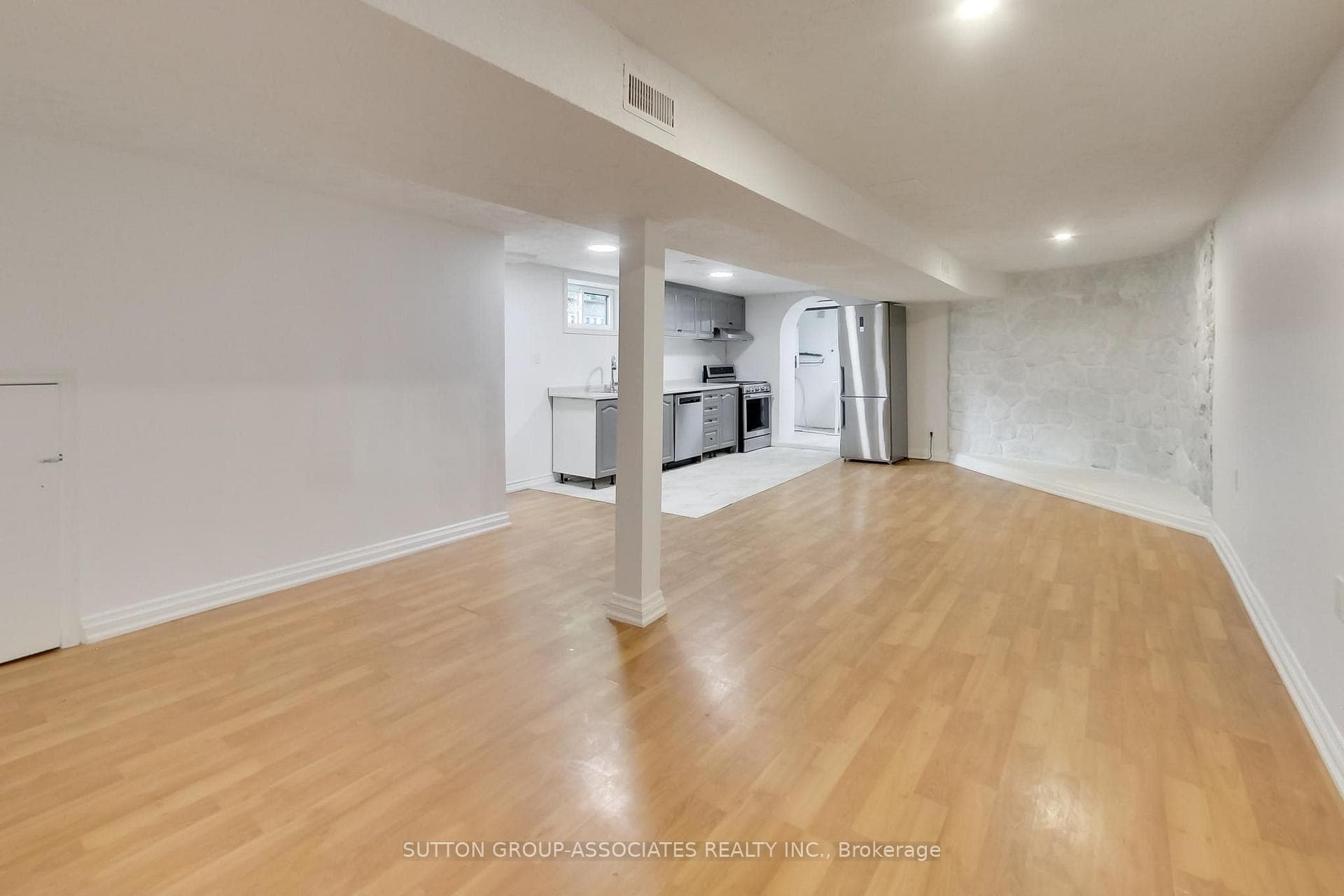 175 Earlsdale Avenue photo 31