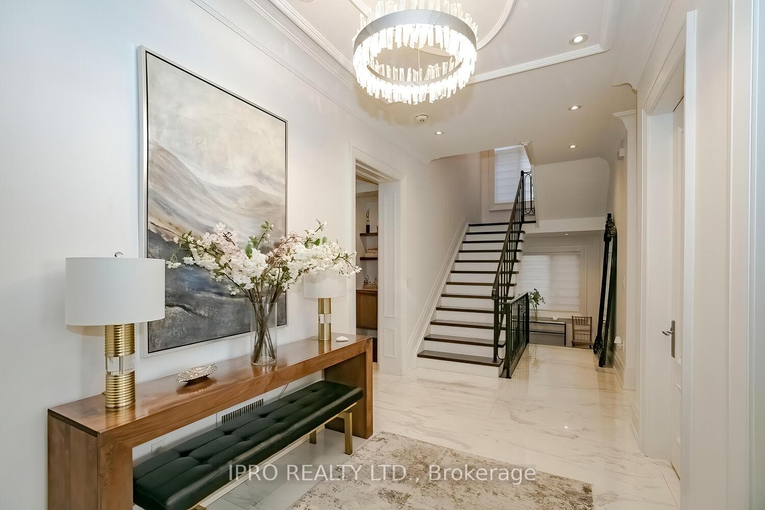 79 Clissold Road photo 5