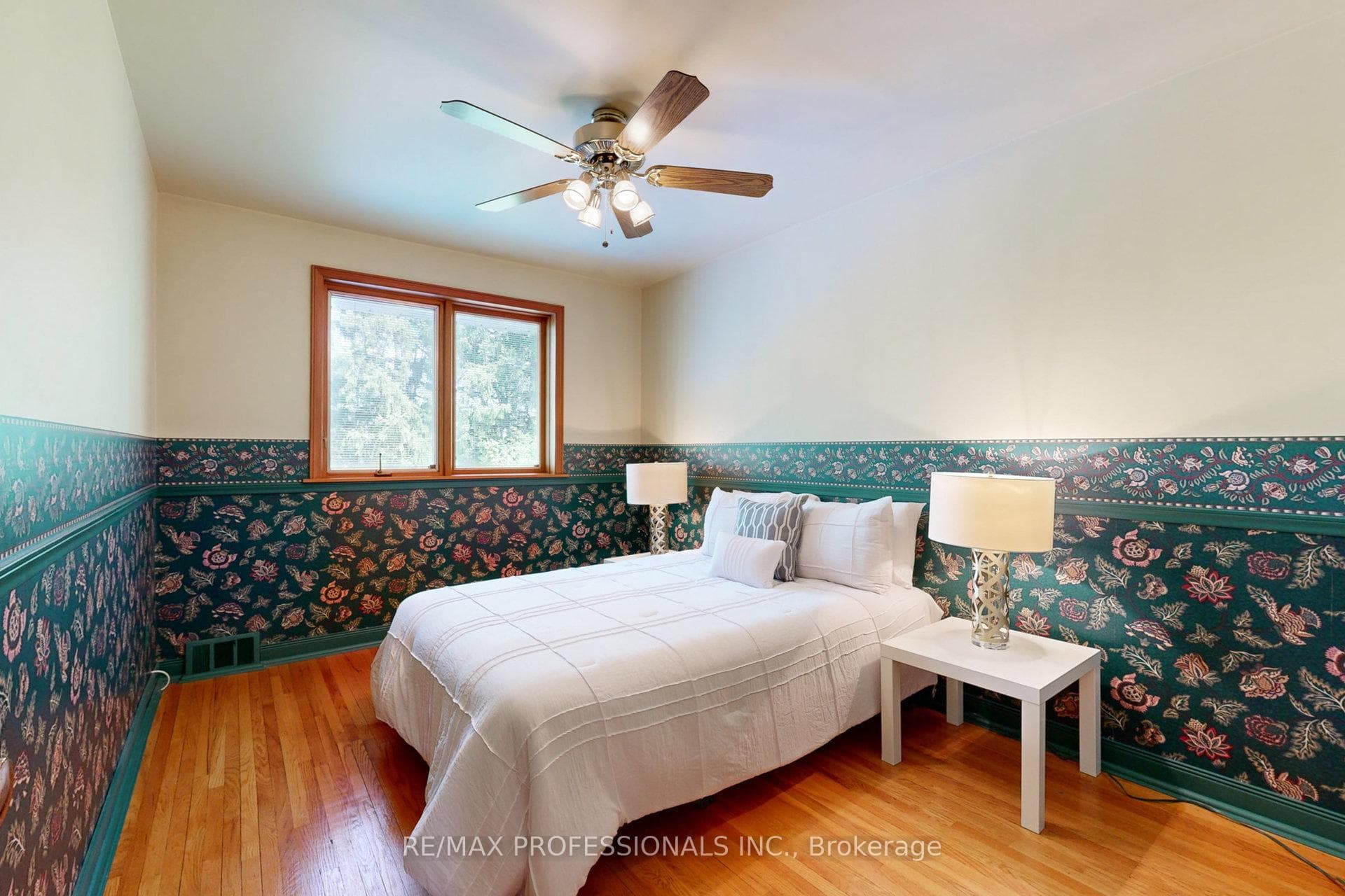 80 Saskatoon Drive photo 17