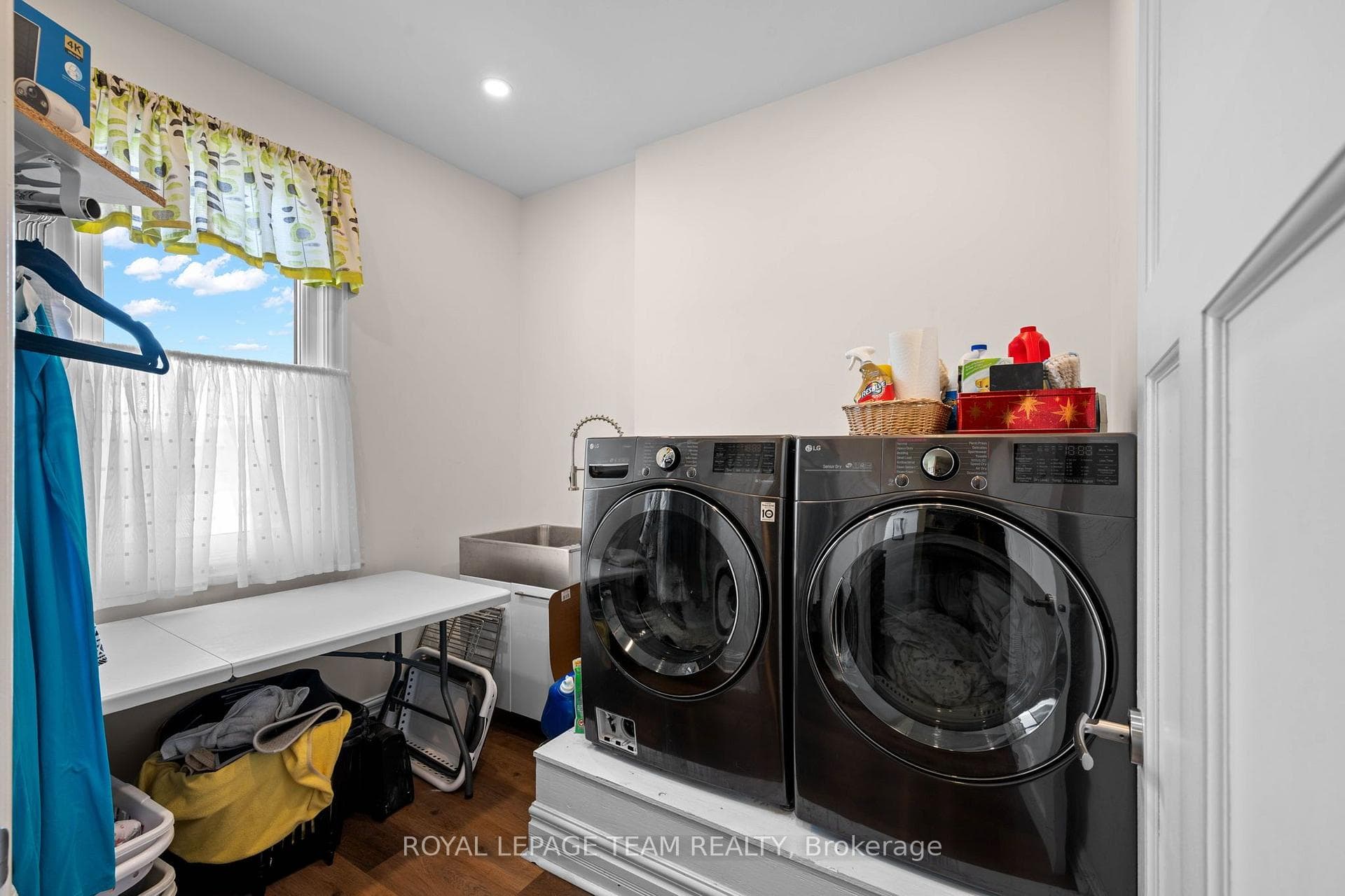 145 Barrdon Road photo 24