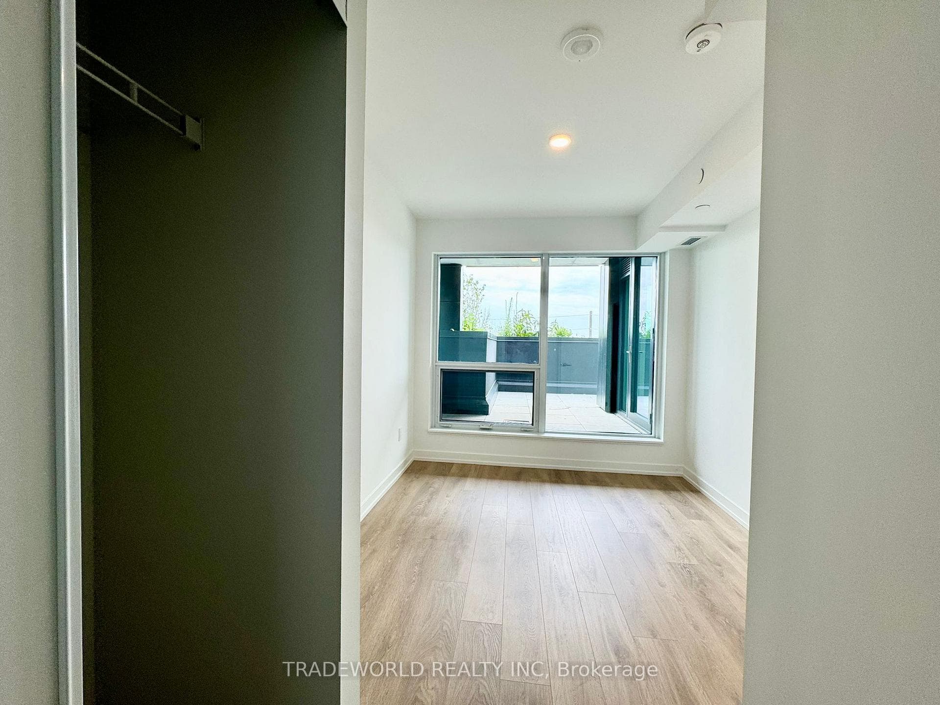 1100 Sheppard Avenue Unit 519 photo 9