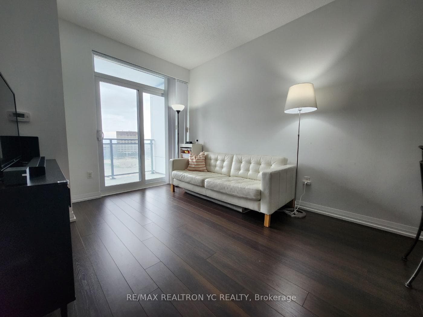 55 Ann O'reilly Road Unit 1005 photo 6