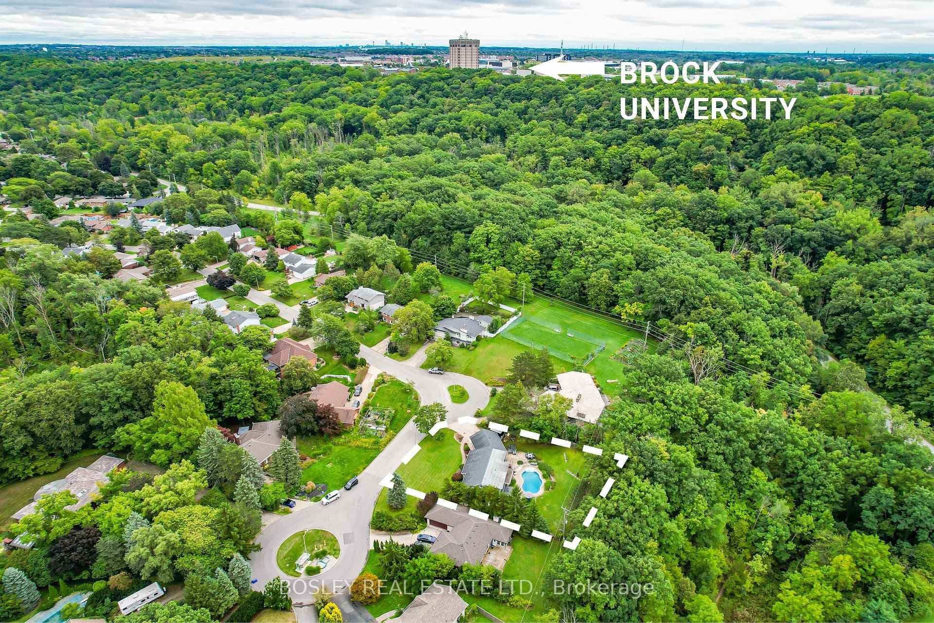 295 Riverview Boulevard photo 8