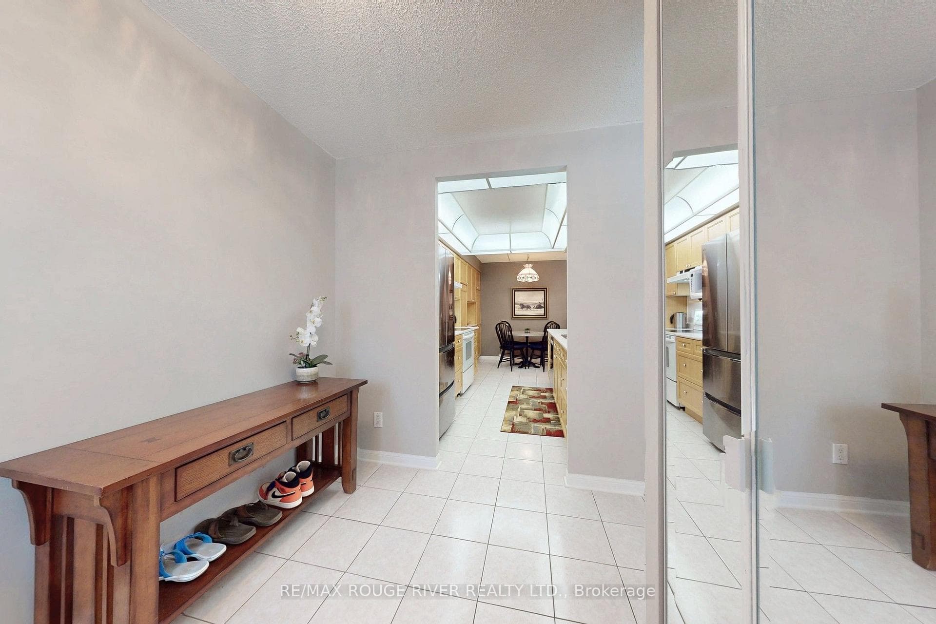 1400 The Esplanade N/A Unit 418 photo 7
