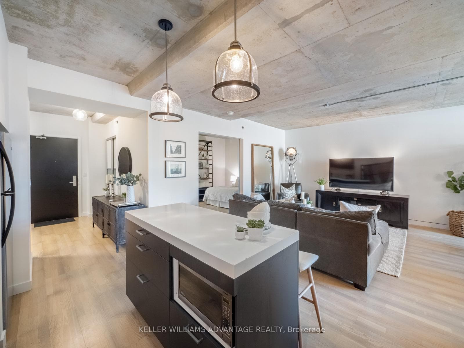 55 Stewart Street Unit 607 photo 9