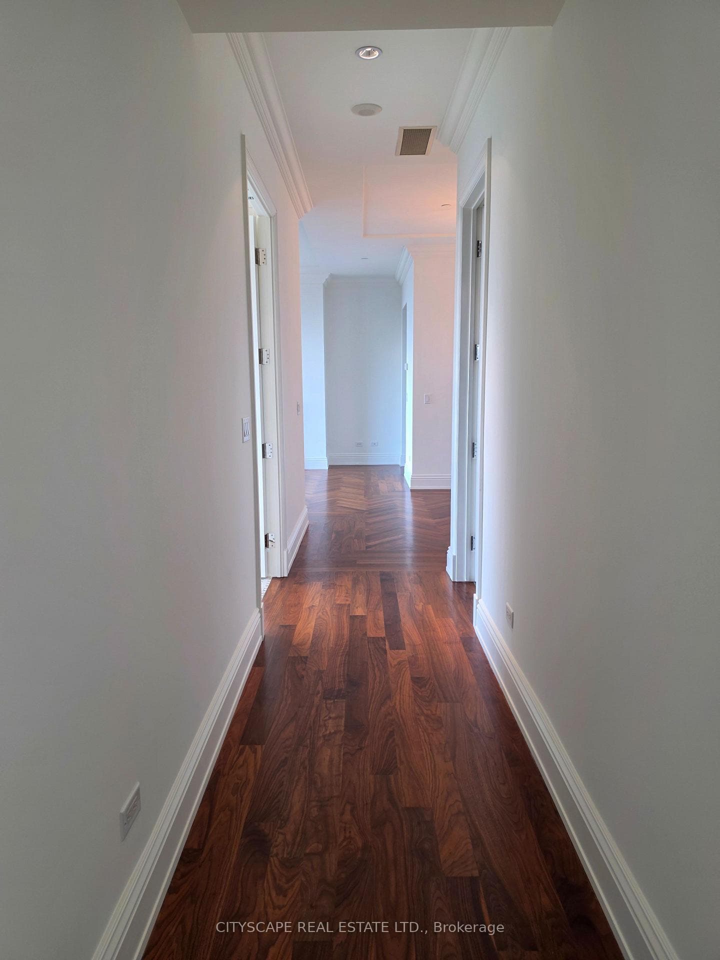 183 Wellington Street Unit 4002 photo 16