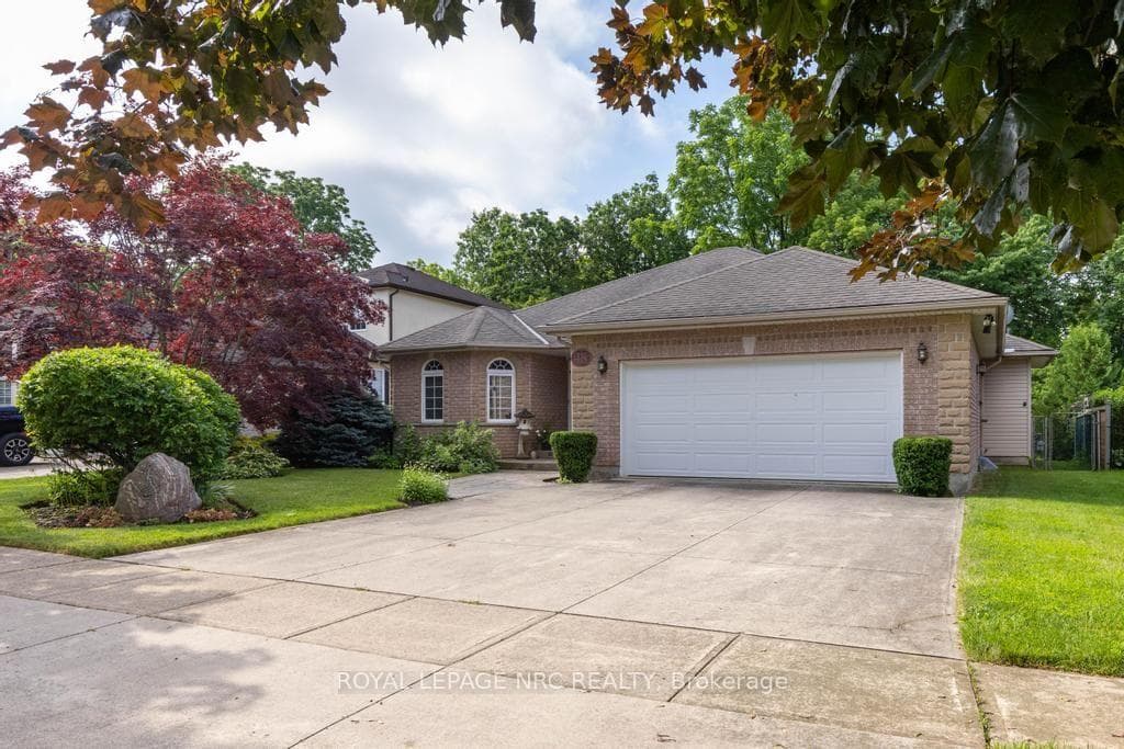 18 Harmony Drive photo 2