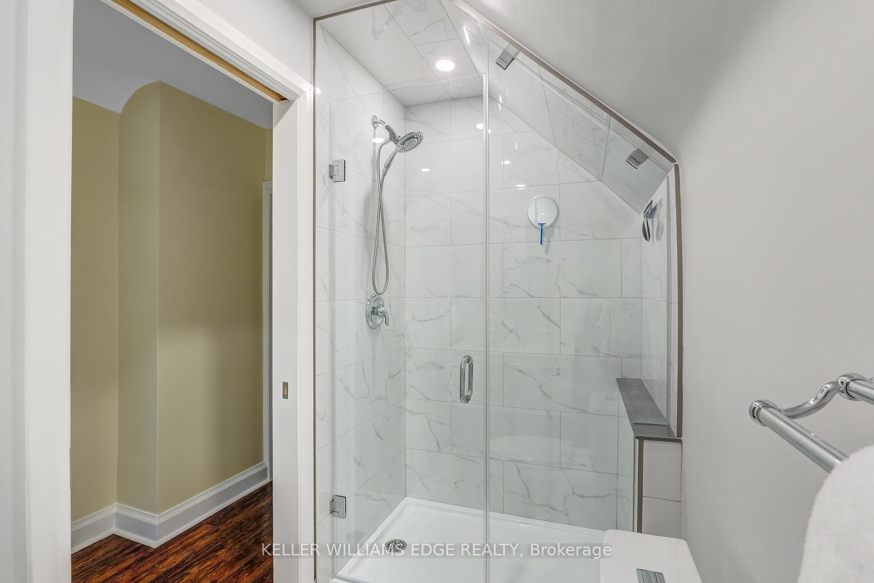 165 Crosthwaite Avenue photo 23
