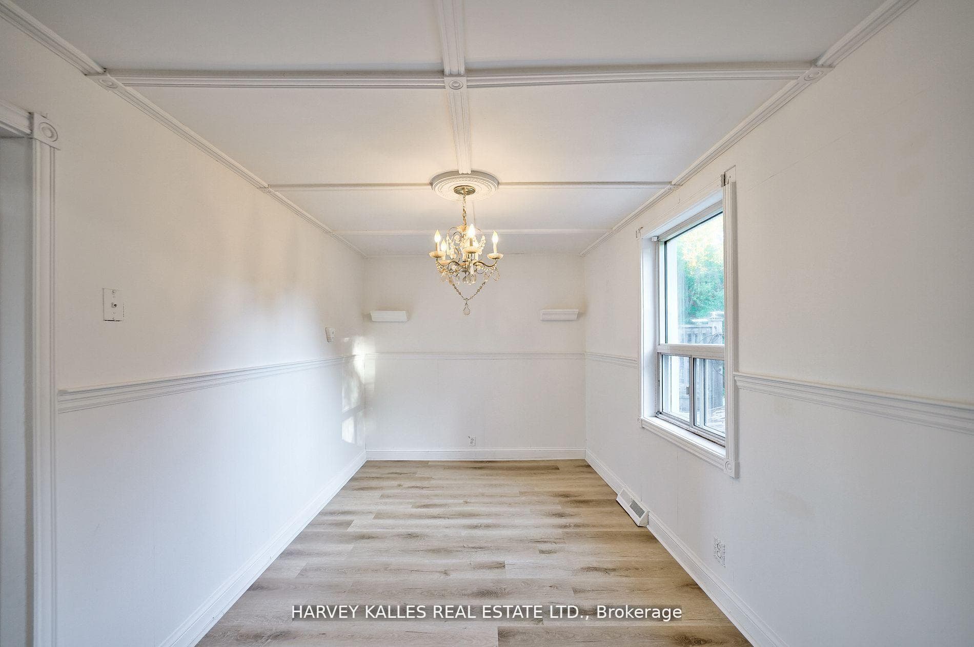 309 Birchmount Road photo 16