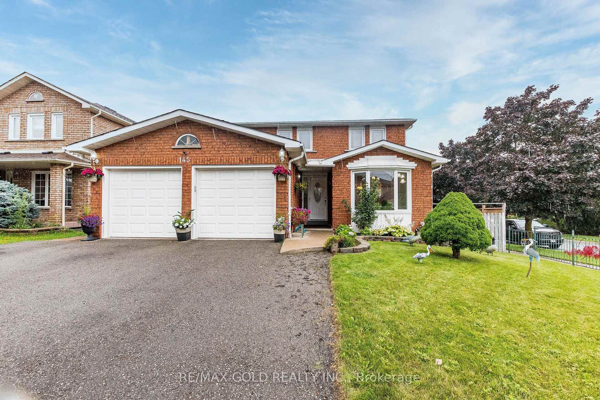 145 Sunforest Drive photo 1