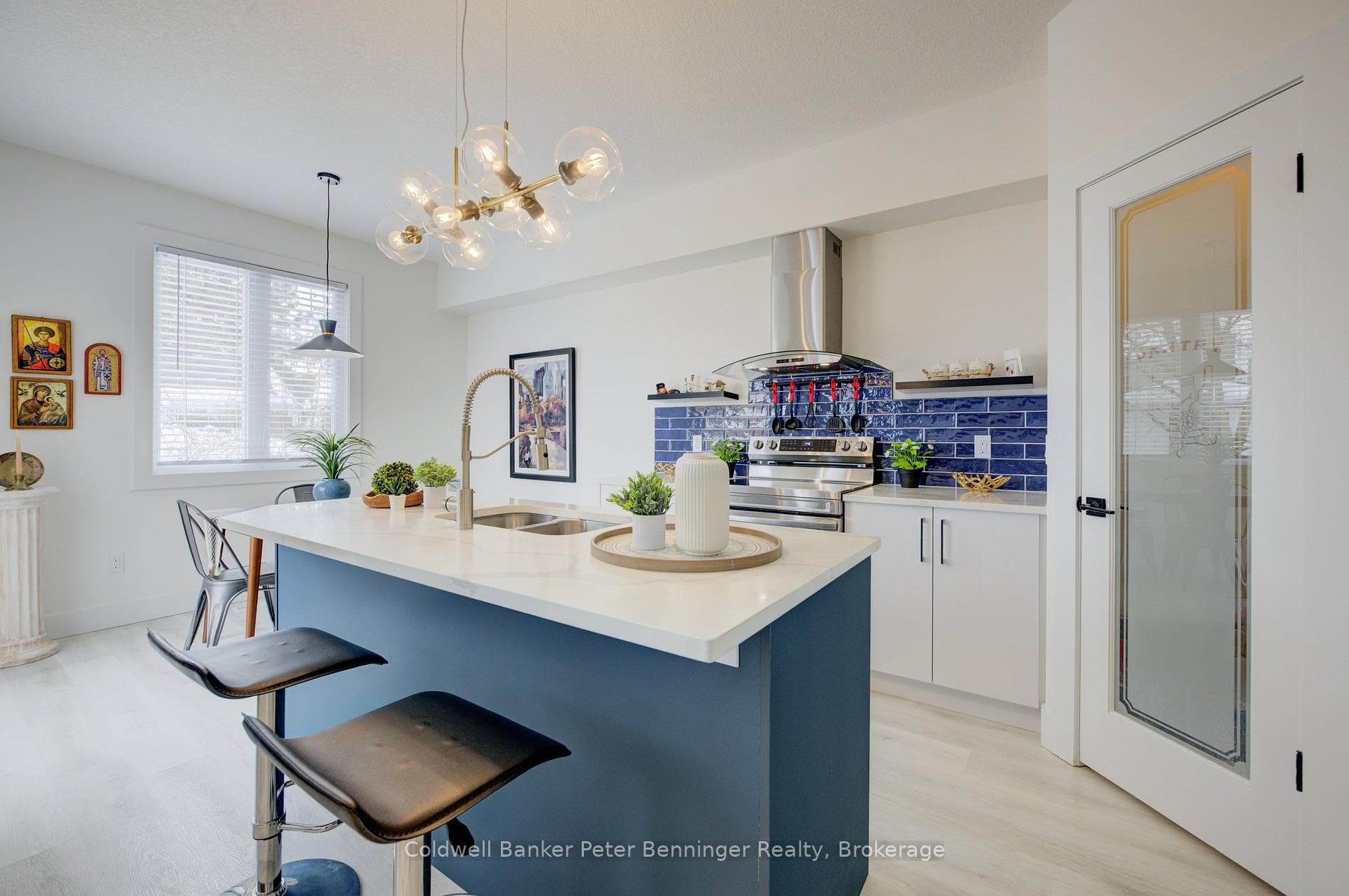 41 Queensway Drive photo 12