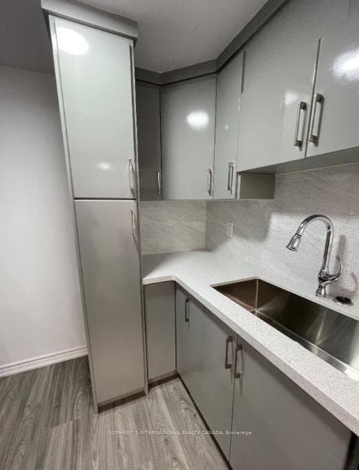 1578 Robillard Road Unit Lower photo 14