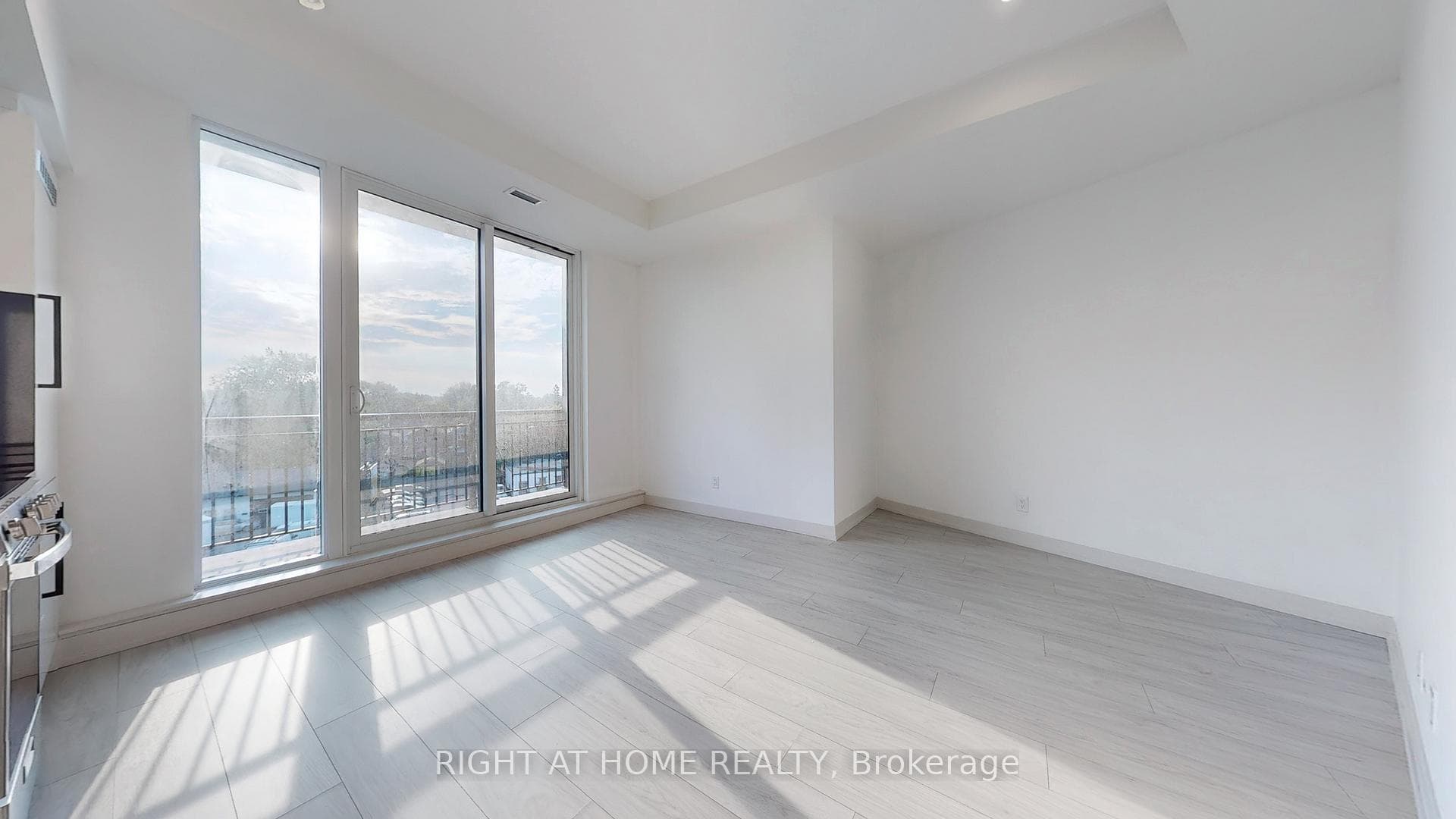 90 Glen Everest Road Unit 526 photo 4