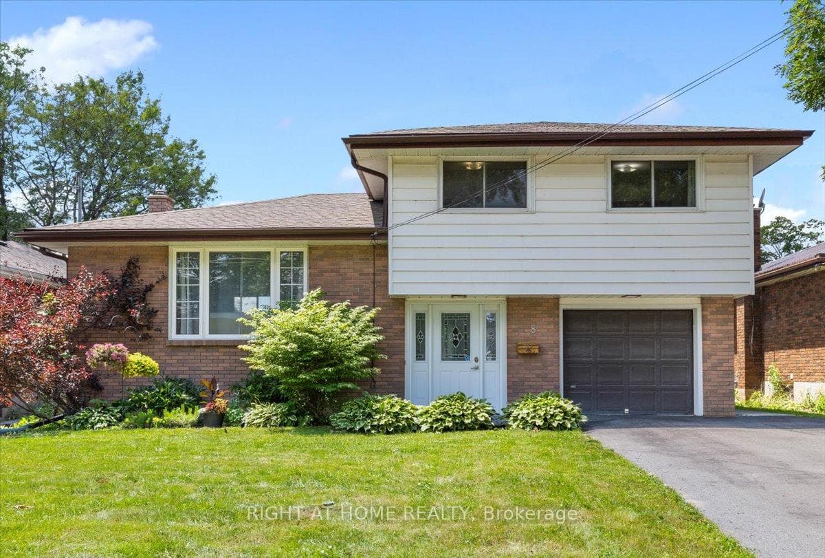 8 Meadowvale Avenue photo 38