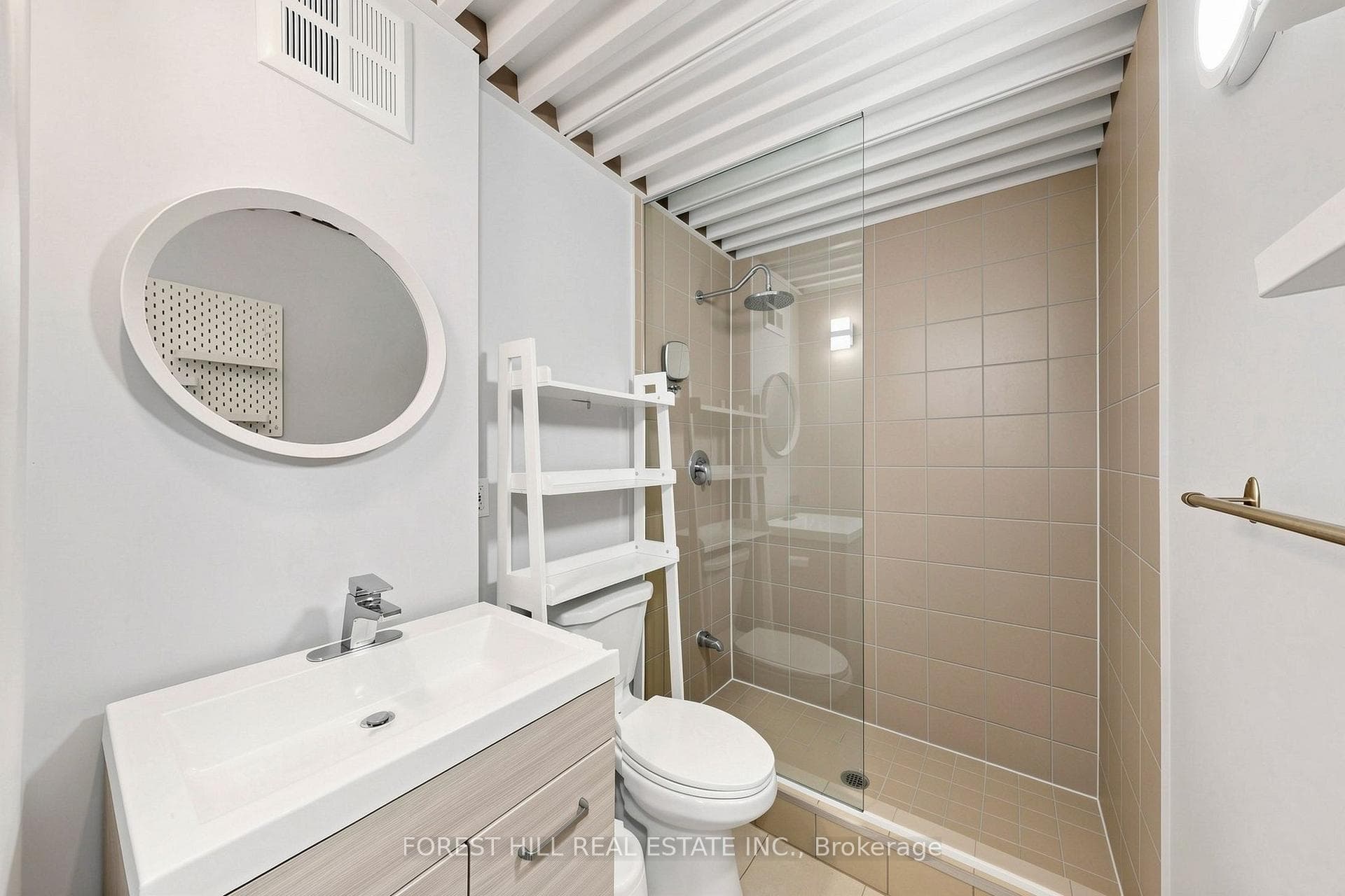 21 Nassau Street Unit 301 photo 28