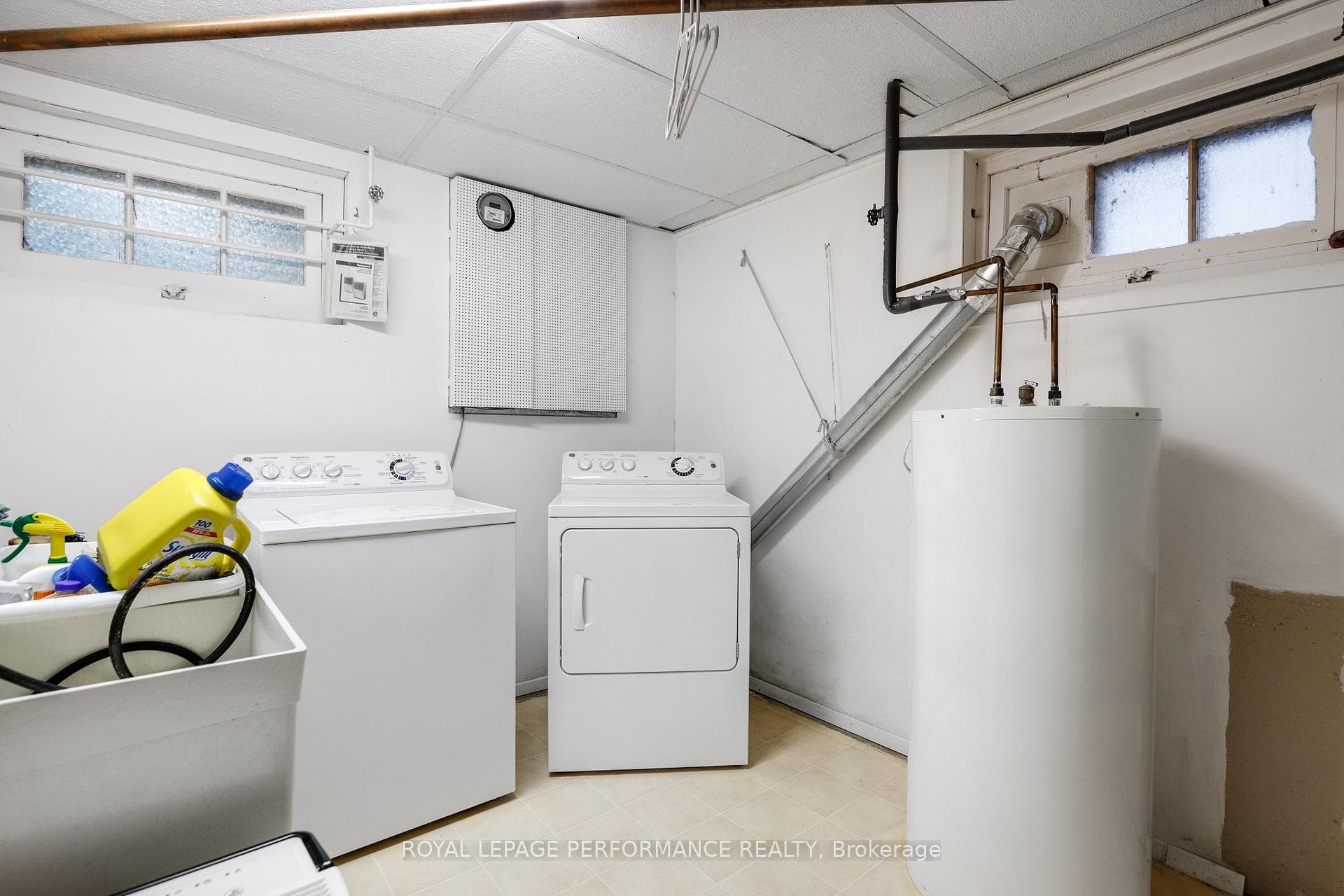 2061 Fairbanks Avenue photo 23
