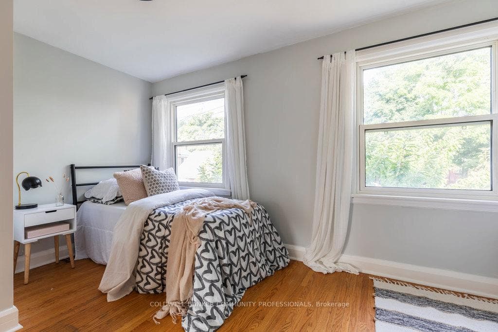 17 Gilmour Place photo 16