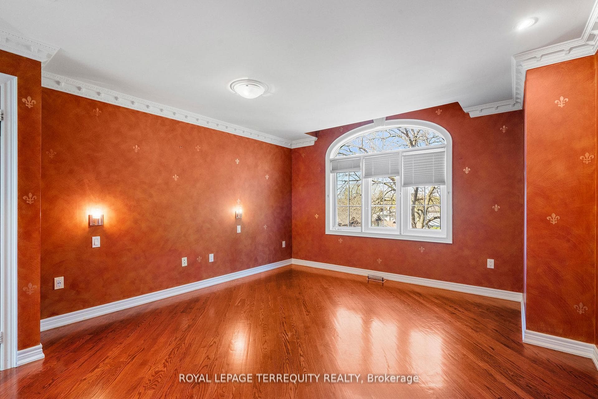 197 La Rose Avenue Unit 18 photo 40