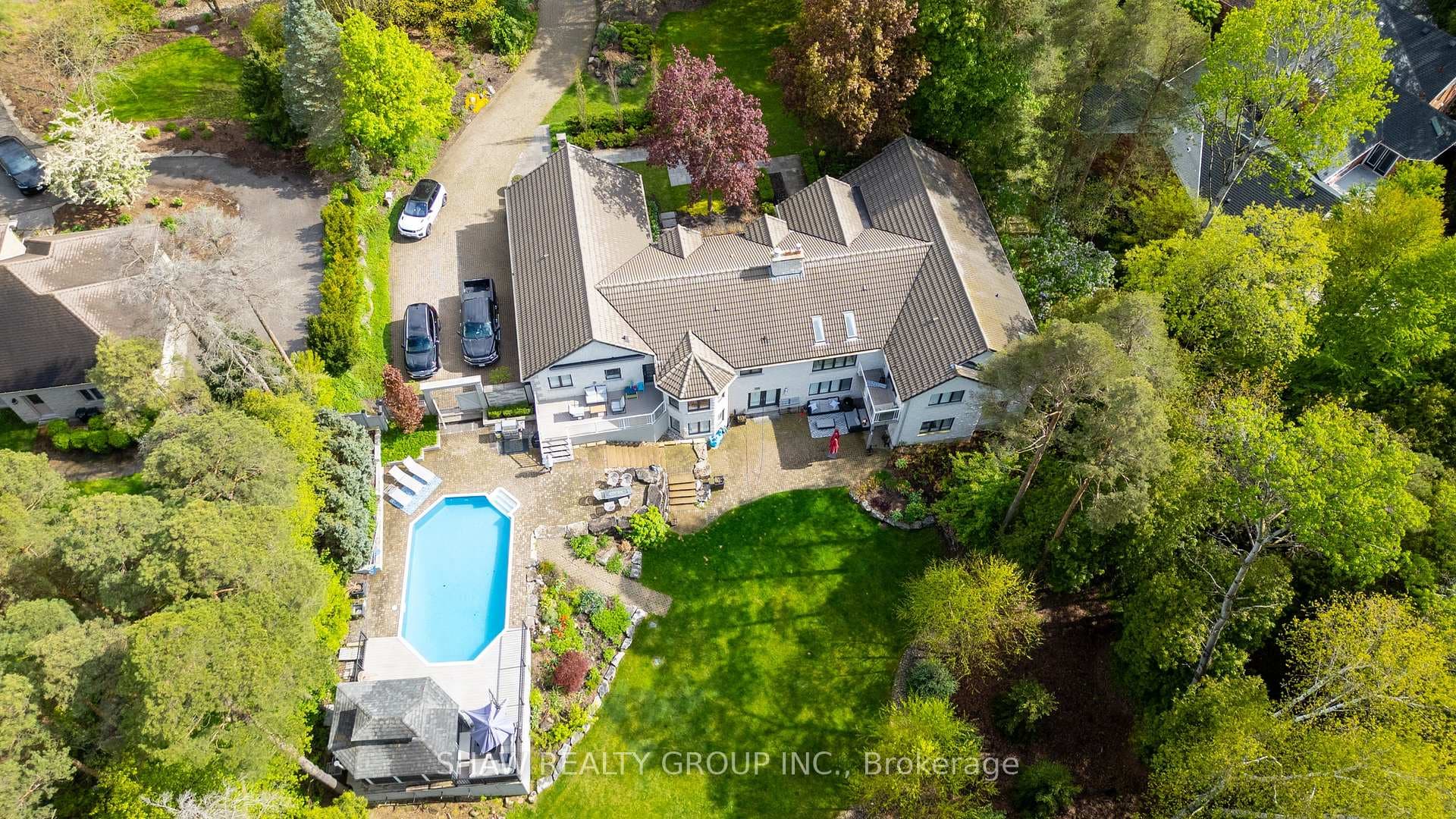 988 Stonebrook Road photo 38
