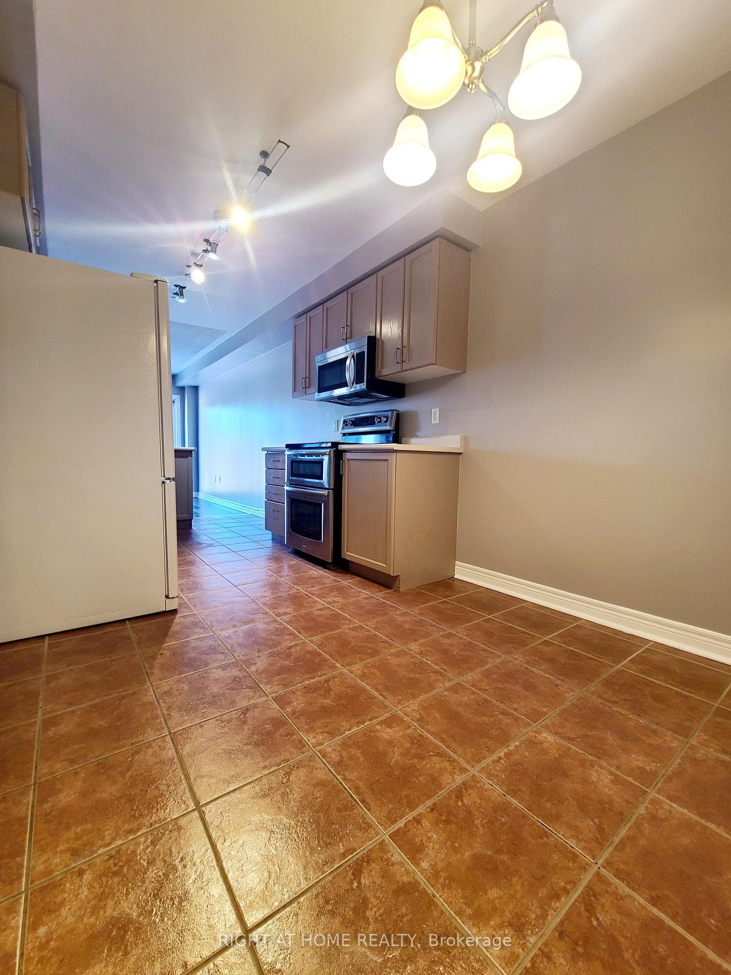 99 Snedden Avenue photo 12